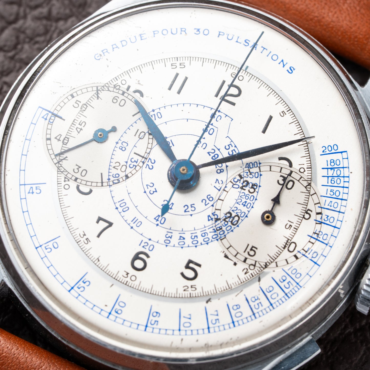 Anonymous Pulsation Dial Docters Chronograph NOS Oversize Valjoux 22 from 1940s