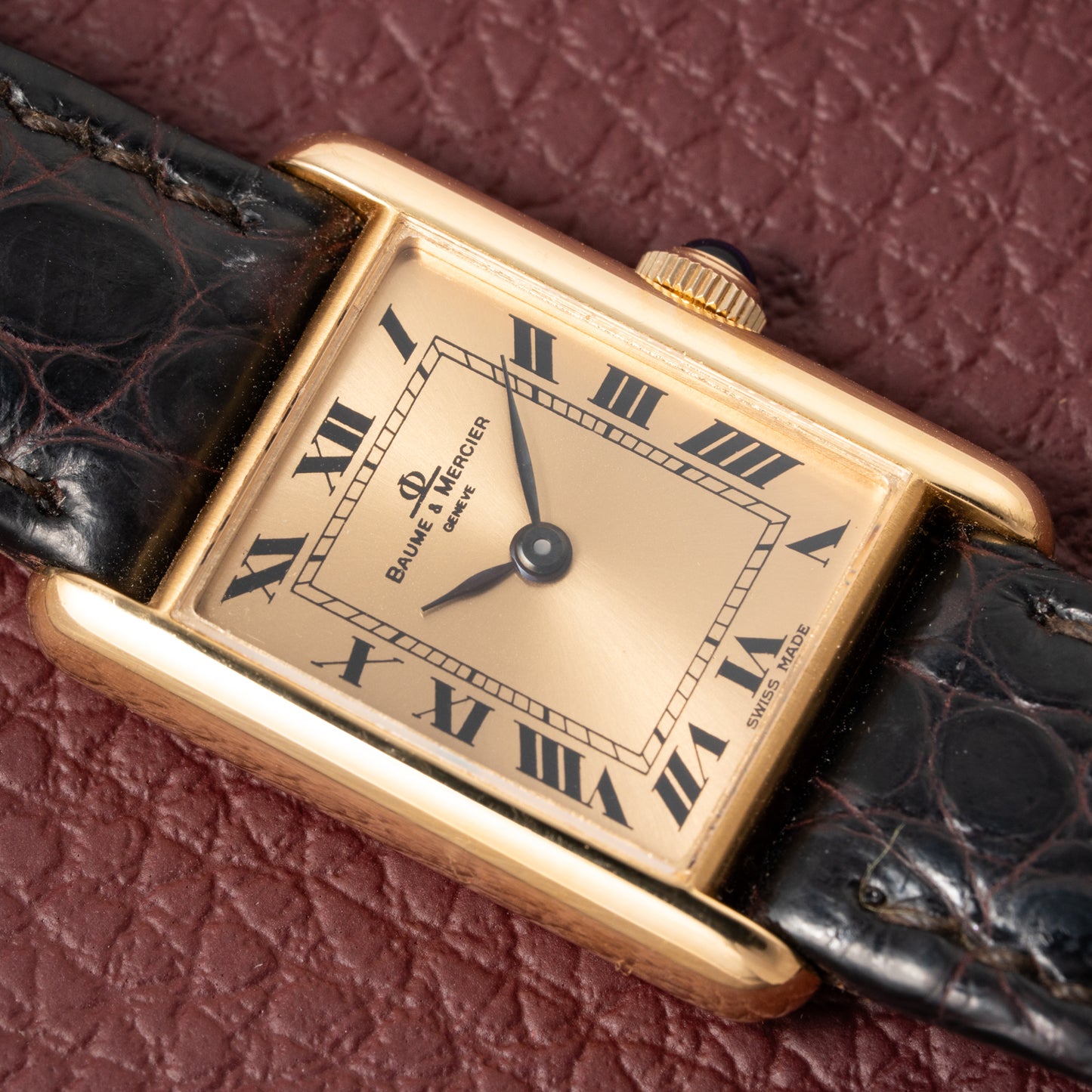 Baume & Mercier Genève Tank Black Roman Numerals 18k Yellow Gold signed by OJ Perrin Paris Ref 38302