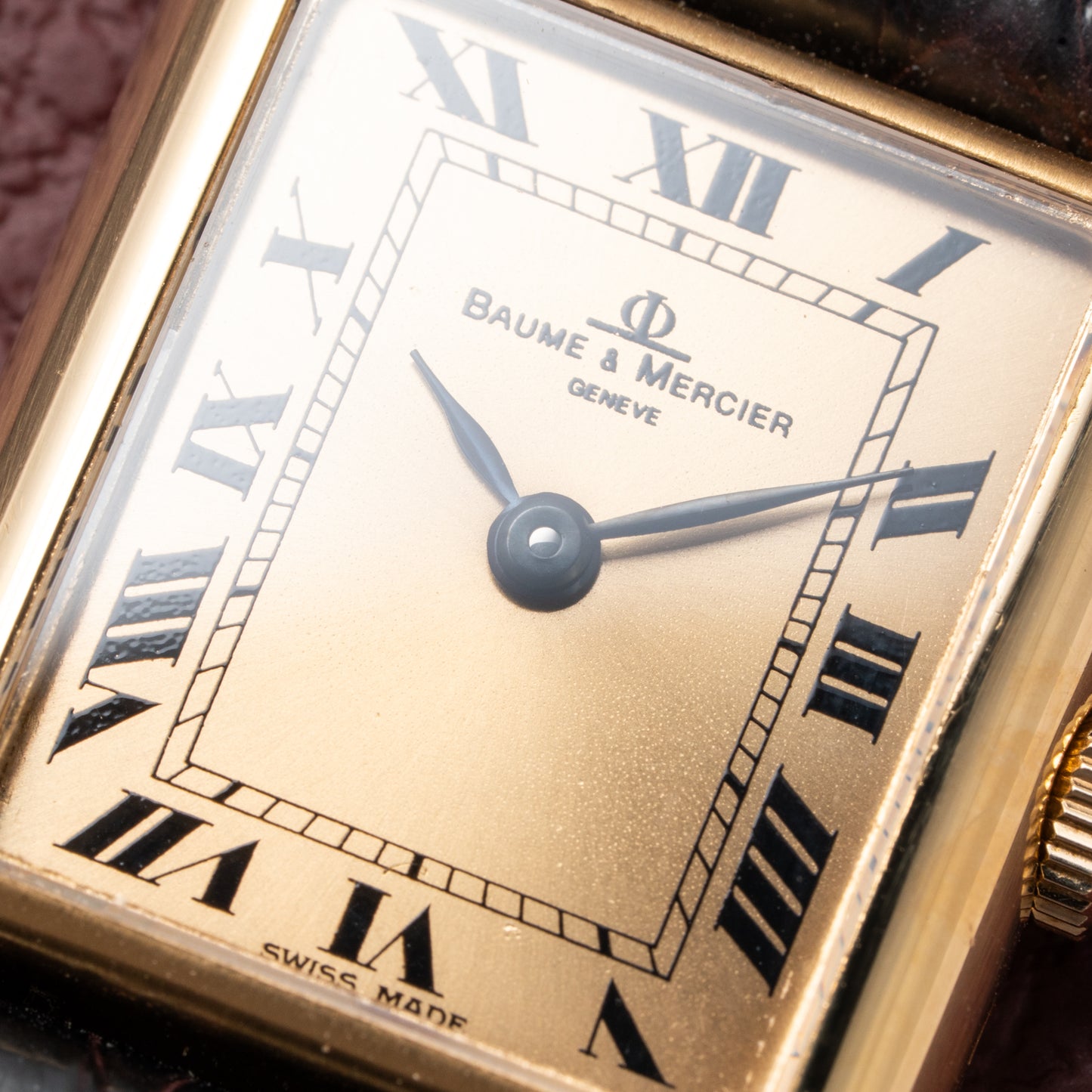 Baume & Mercier Genève Tank Black Roman Numerals 18k Yellow Gold signed by OJ Perrin Paris Ref 38302