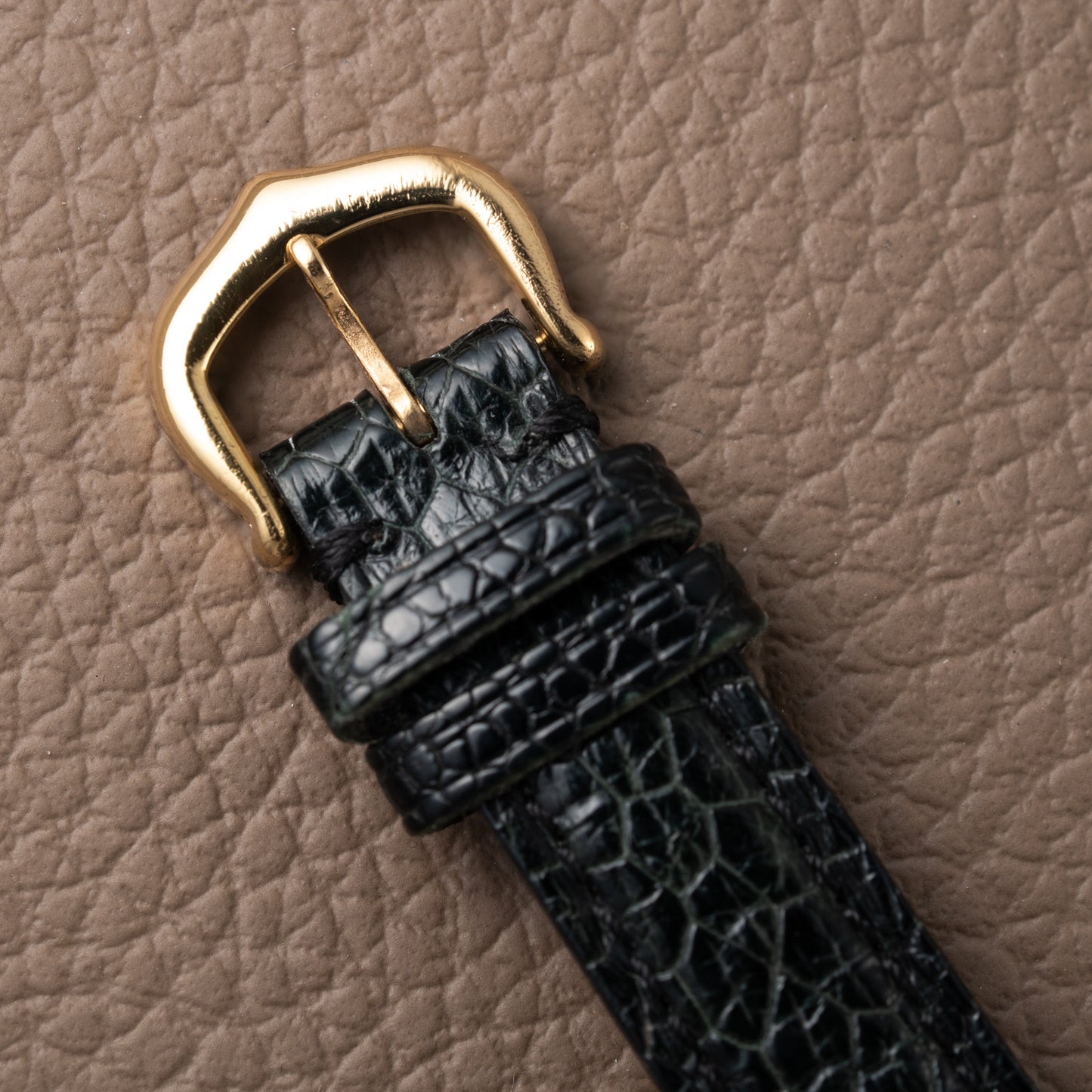 Cartier Must de Vendôme Black Roman Dial Vermeil Ref. 590004 from the 1990s
