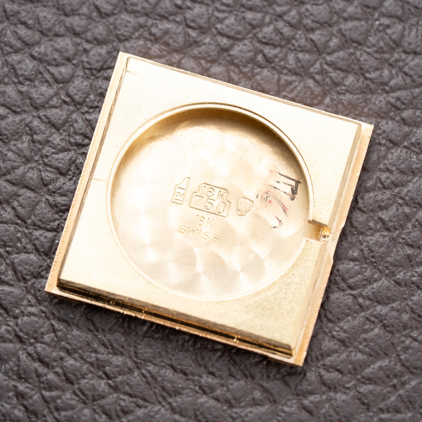 Cartier Tank Louis Paris Dial 18K Yellow Gold Ref. 78086 from 1970s