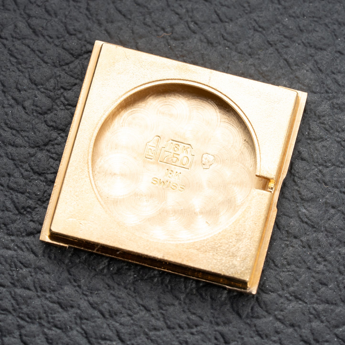 Cartier Tank Louis 'Paris' Dial 18K Yellow Gold GM LM Ref. 78086 from 1970s