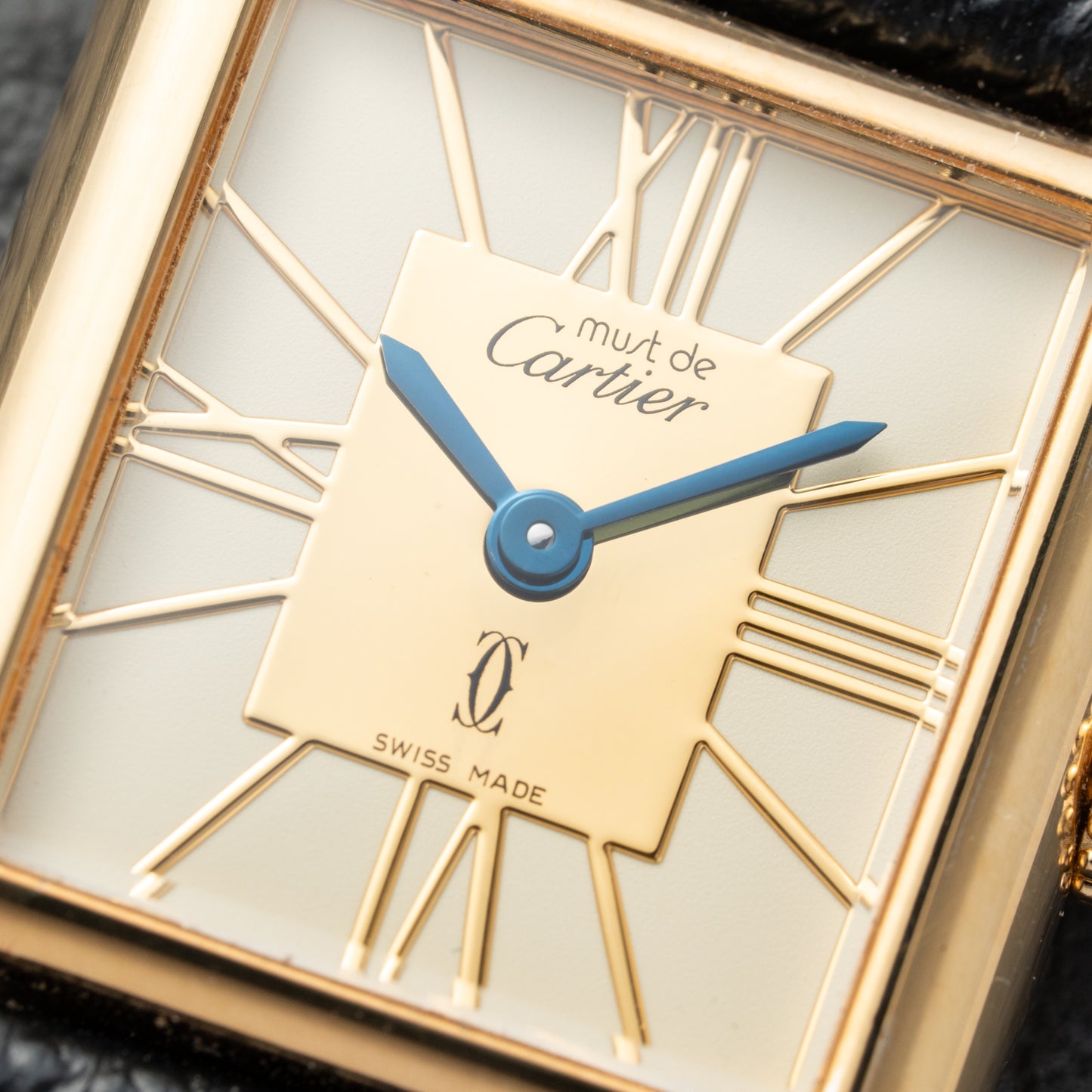 Cartier Must de Tank Vermeil Hollow Big Roman Mirror Dial Ref 3 66001 Quartz PM Cartier Service 2025