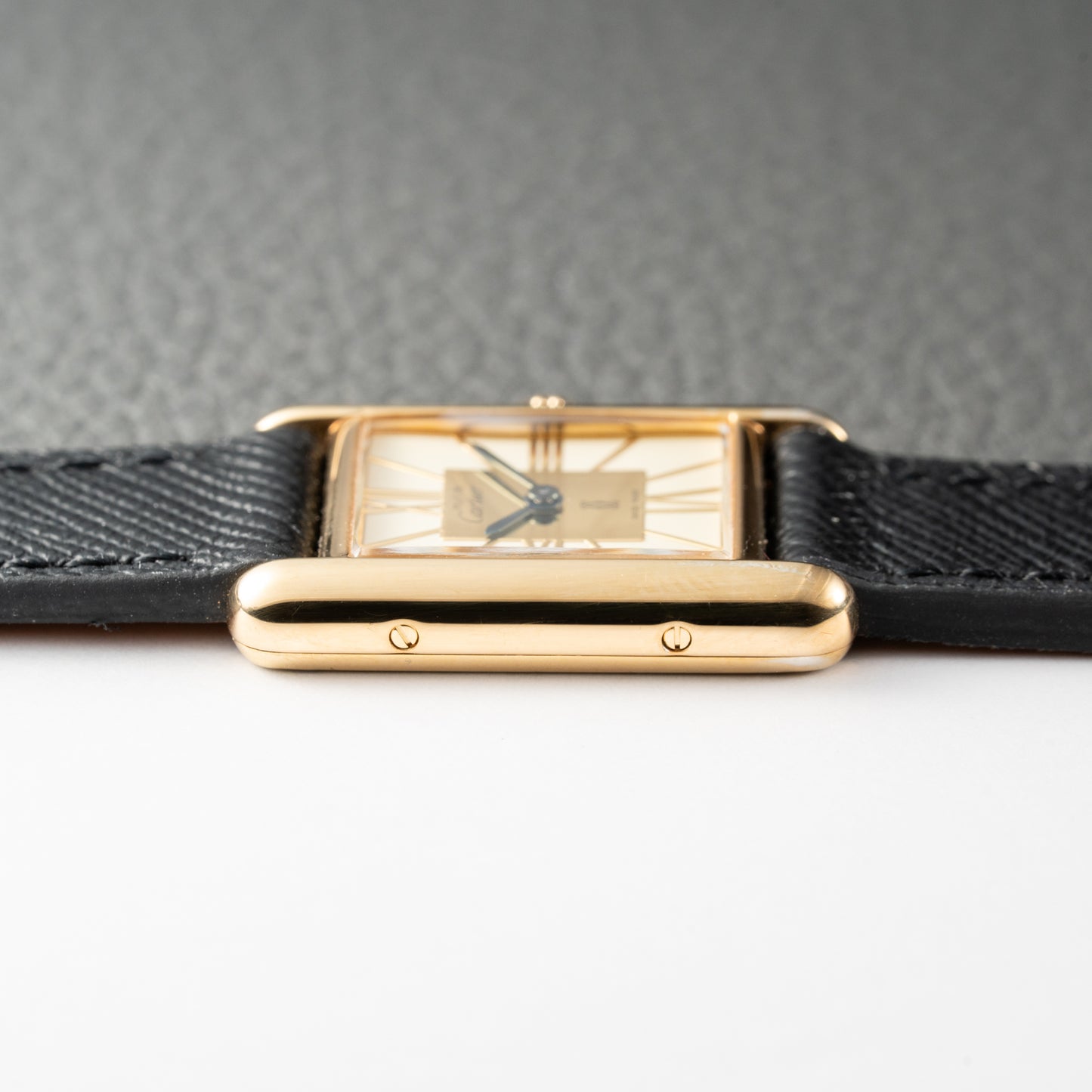 Cartier Must de Tank Vermeil Hollow Big Roman Mirror Dial Ref 3 66001 Quartz PM Cartier Service 2025
