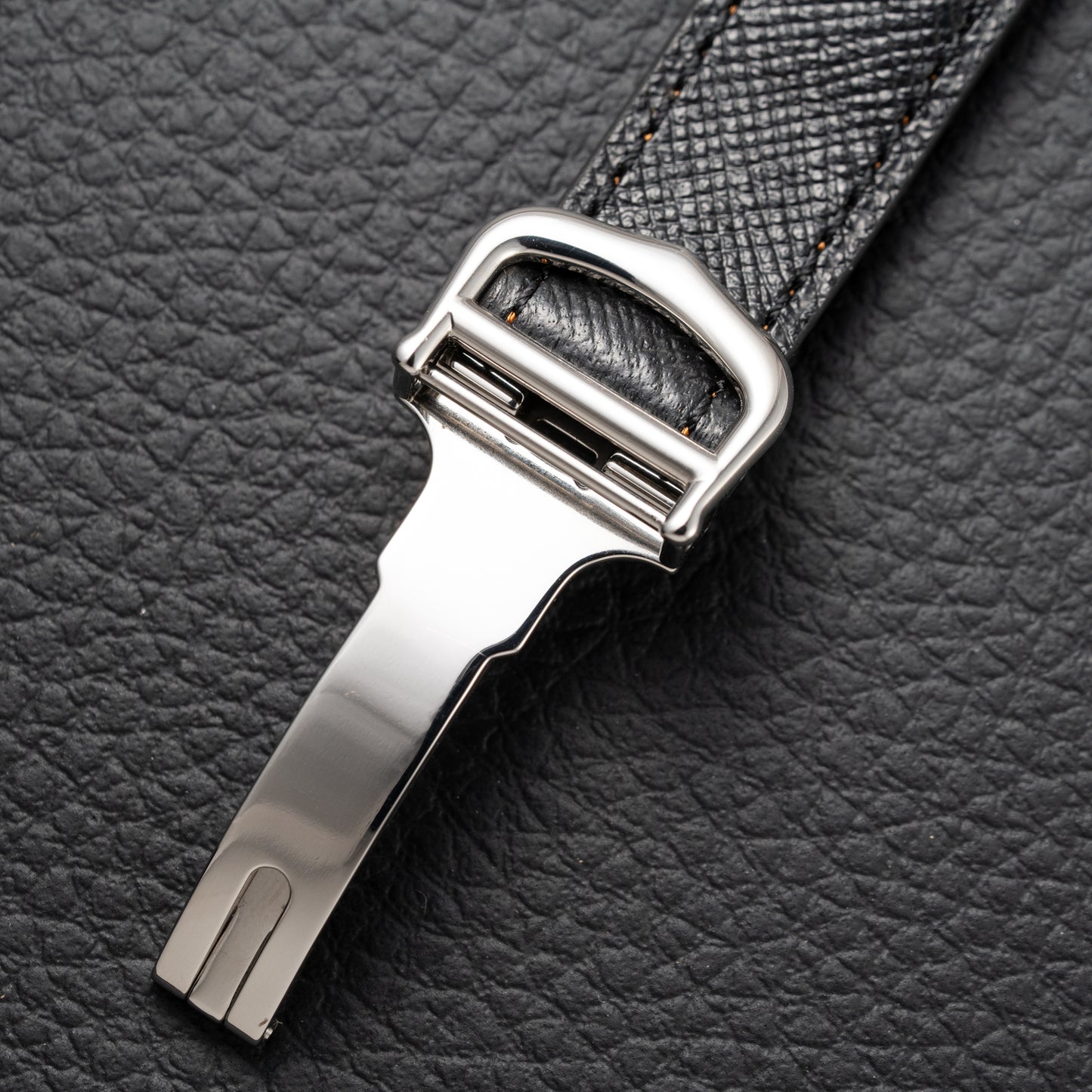 Cartier Must de Tank Silver White Roman Dial GM Reference 690006 from 1990s