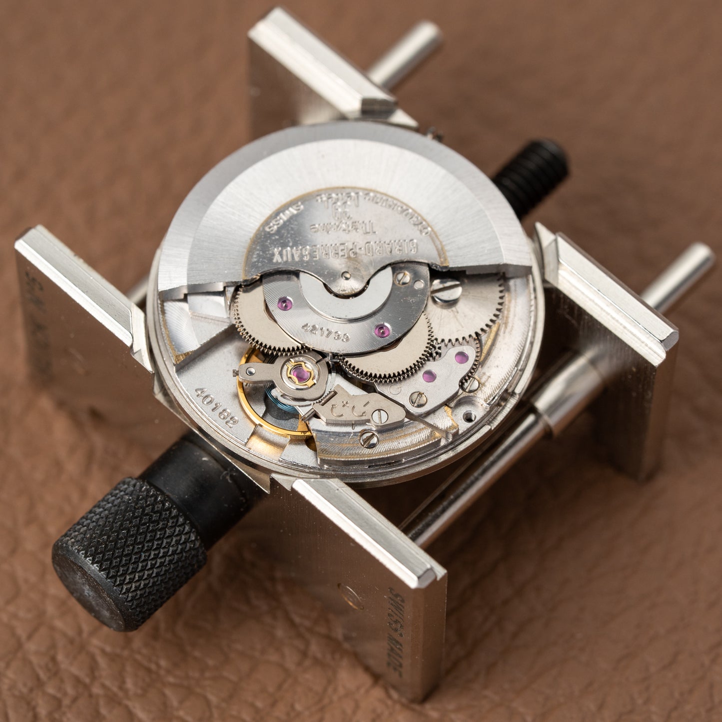Girard-Perregaux Gyrodate Chronometer HF Ref. 9080 FM Day Date