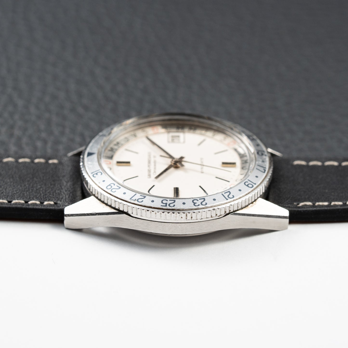 Girard-Perregaux Gyrodate Chronometer HF Ref. 9080 FM Day Date