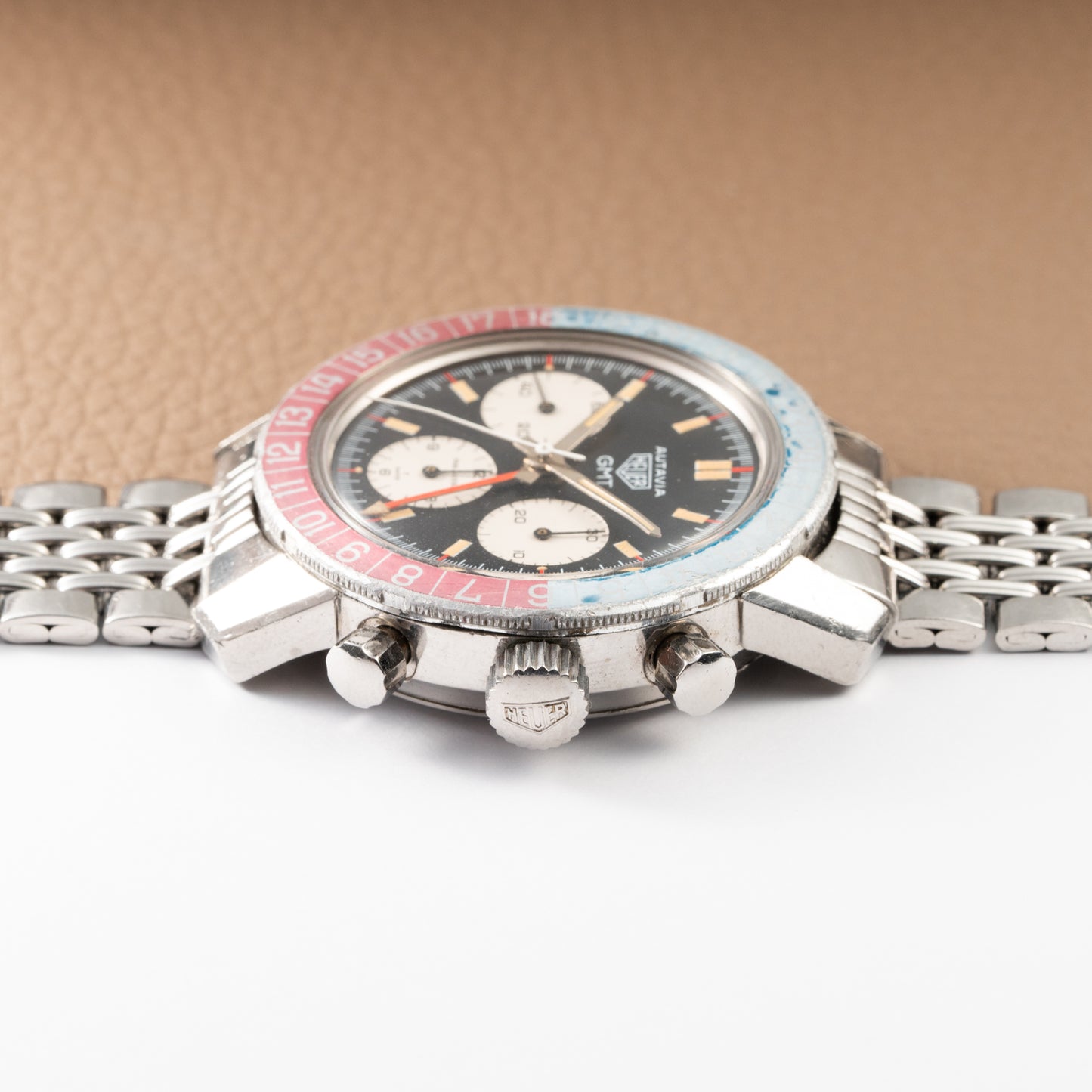Heuer Autavia GMT Fab. Suisse dial BoR Gay Frères Ref. 2446C from 1972