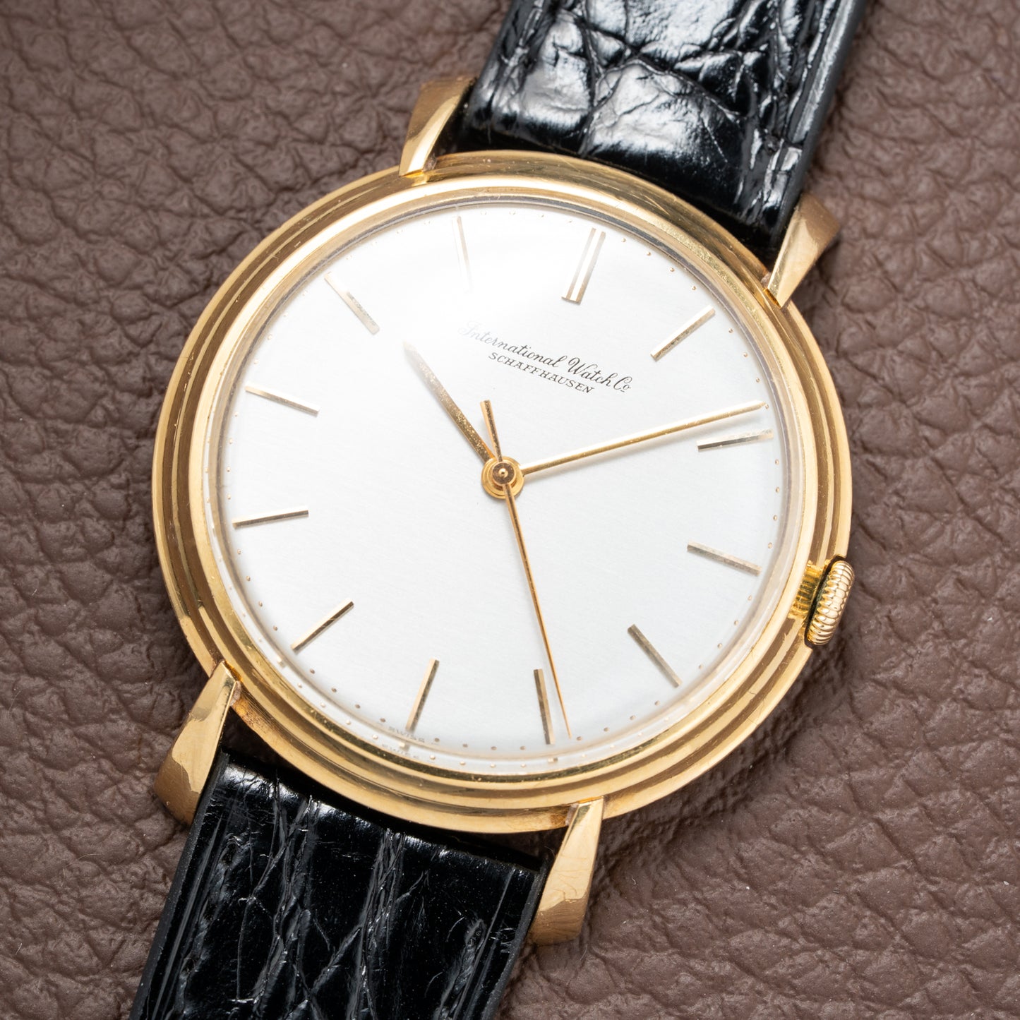 IWC Oversized Jumbo Dress Watch 18K Yellow Gold Cal 89 from 1950s