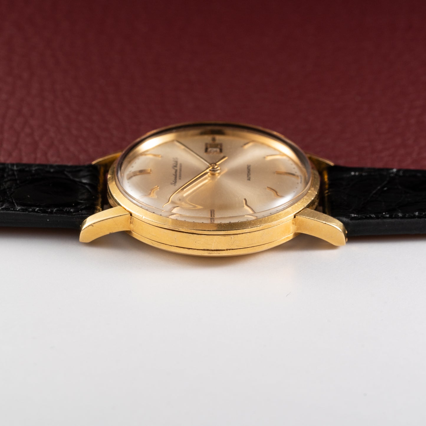 IWC Automatic Date Pelaton Calibre 8531 18k Yellow Gold 1960s
