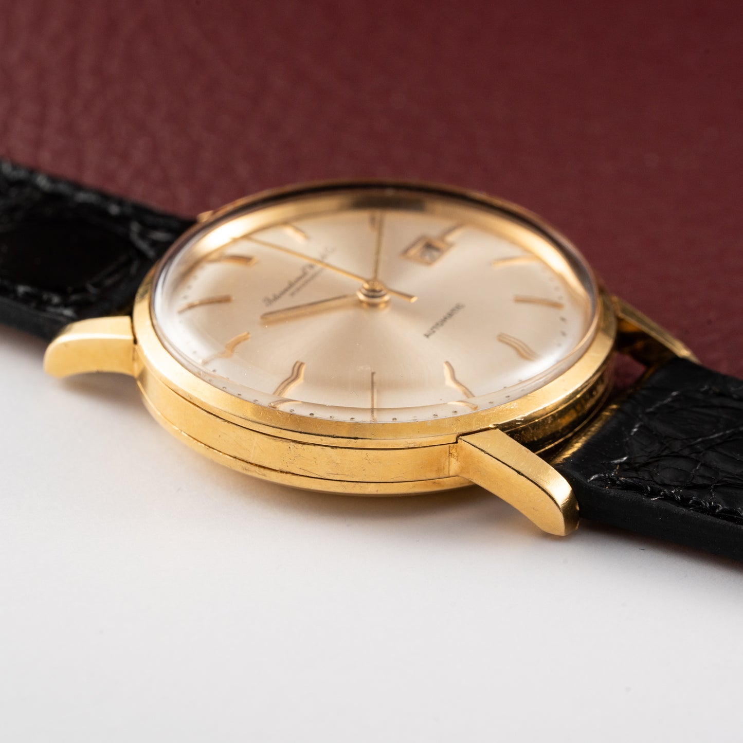 IWC Automatic Date Pelaton Calibre 8531 18k Yellow Gold 1960s