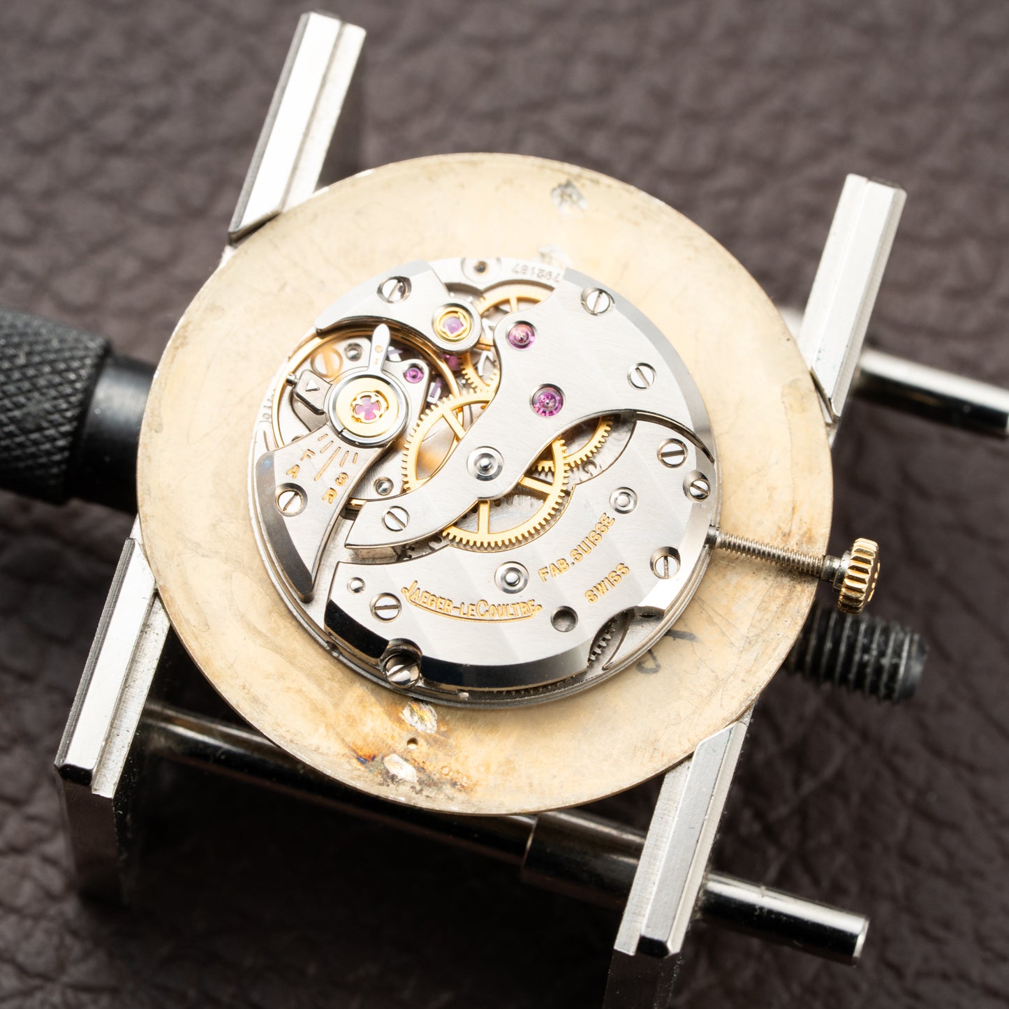 Jaeger LeCoultre Dress Watch Ultra thin Crosshair Dial 18K Yellow Gold Ref 1947 from 1945