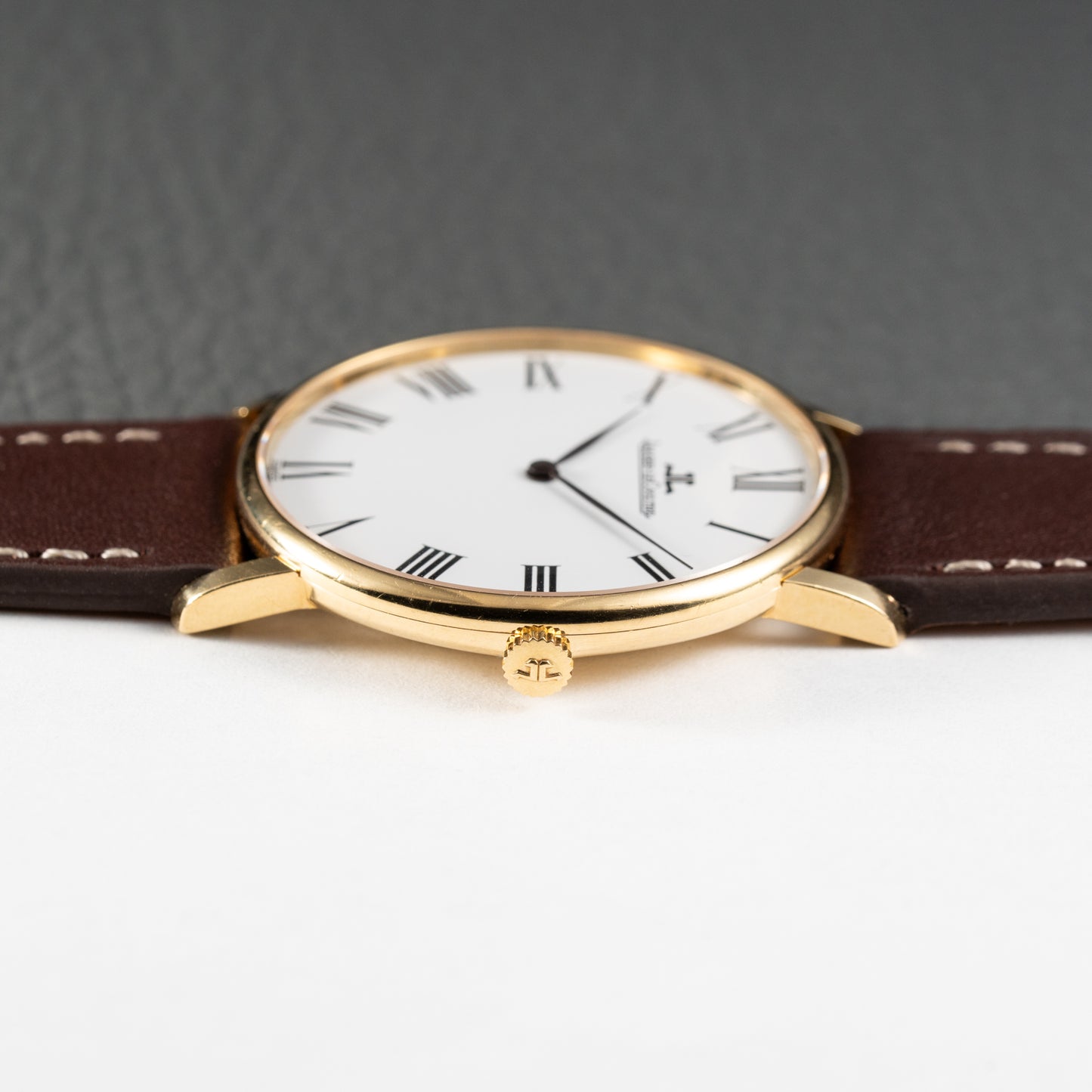 Jaeger LeCoultre Ultra Thin Roman Dial 18K Ref. 9226.21