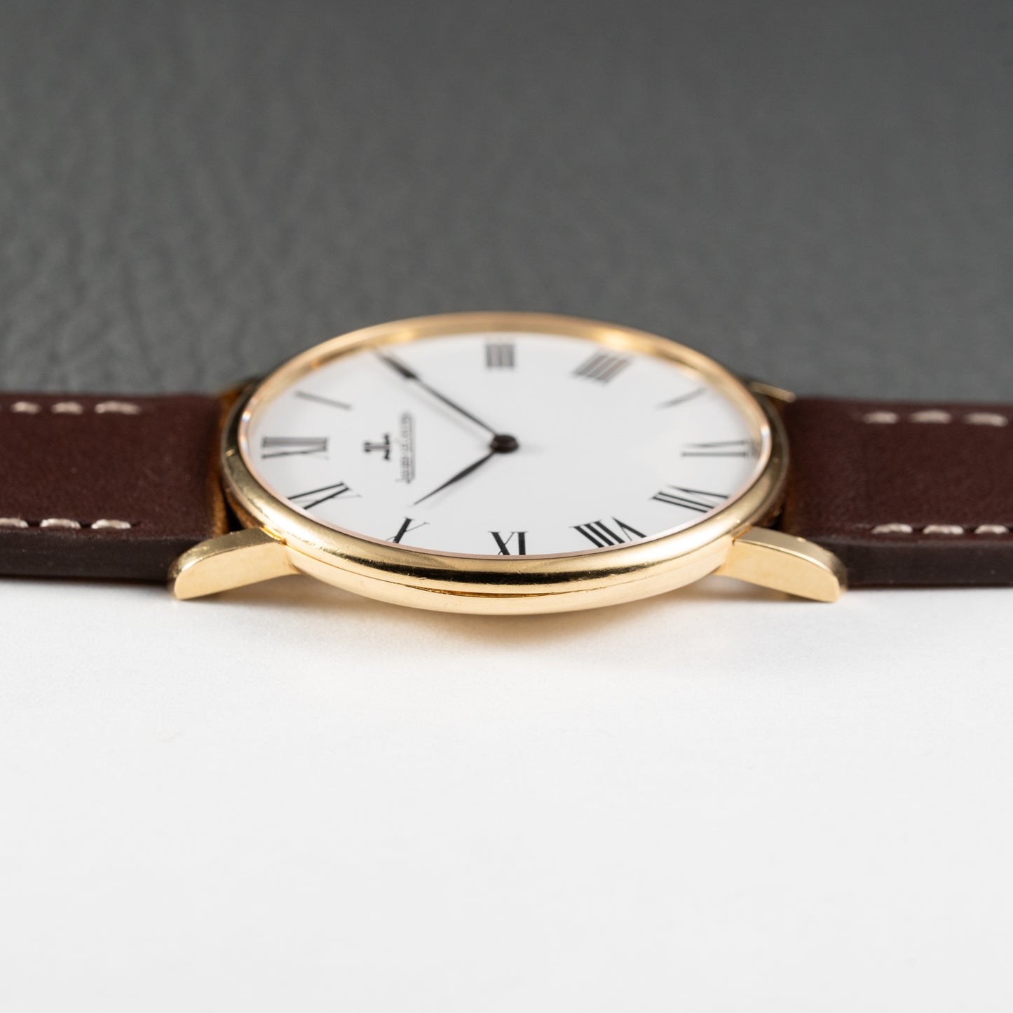 Jaeger LeCoultre Ultra Thin Roman Dial 18K Ref. 9226.21