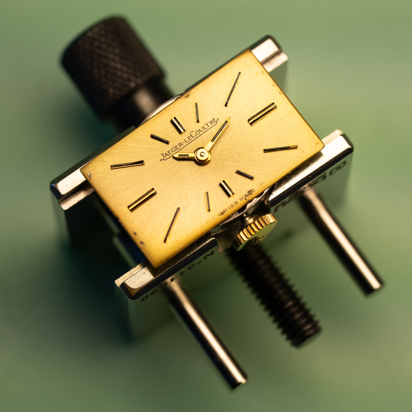 Jaeger LeCoultre Etrier Lucchetto 18K