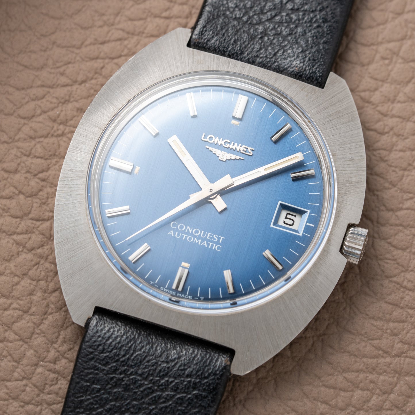 Longines Conquest Automatic Blue Dial NOS Ref. 1571 from 1970s