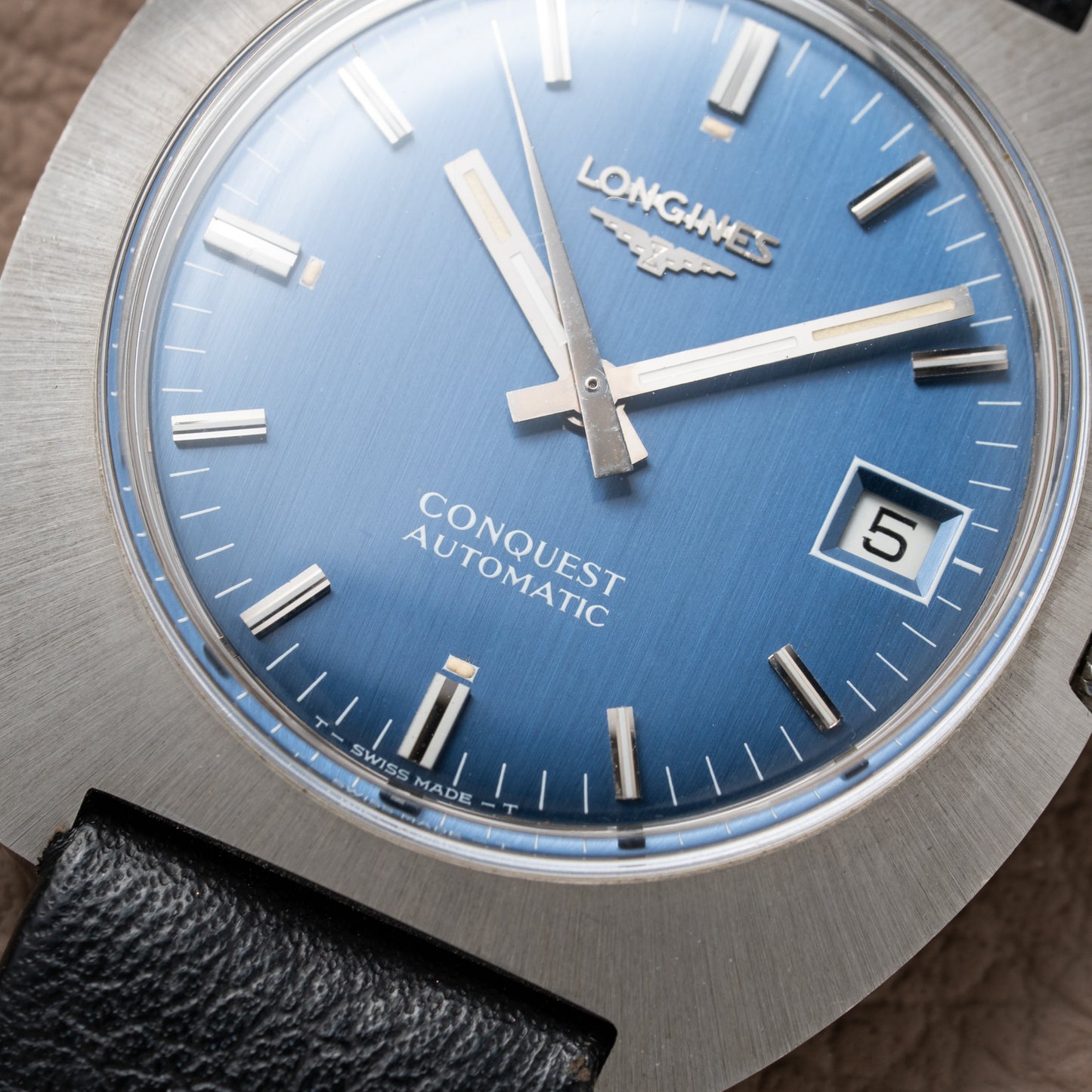 Longines Conquest Automatic Blue Dial NOS Ref. 1571 from 1970s