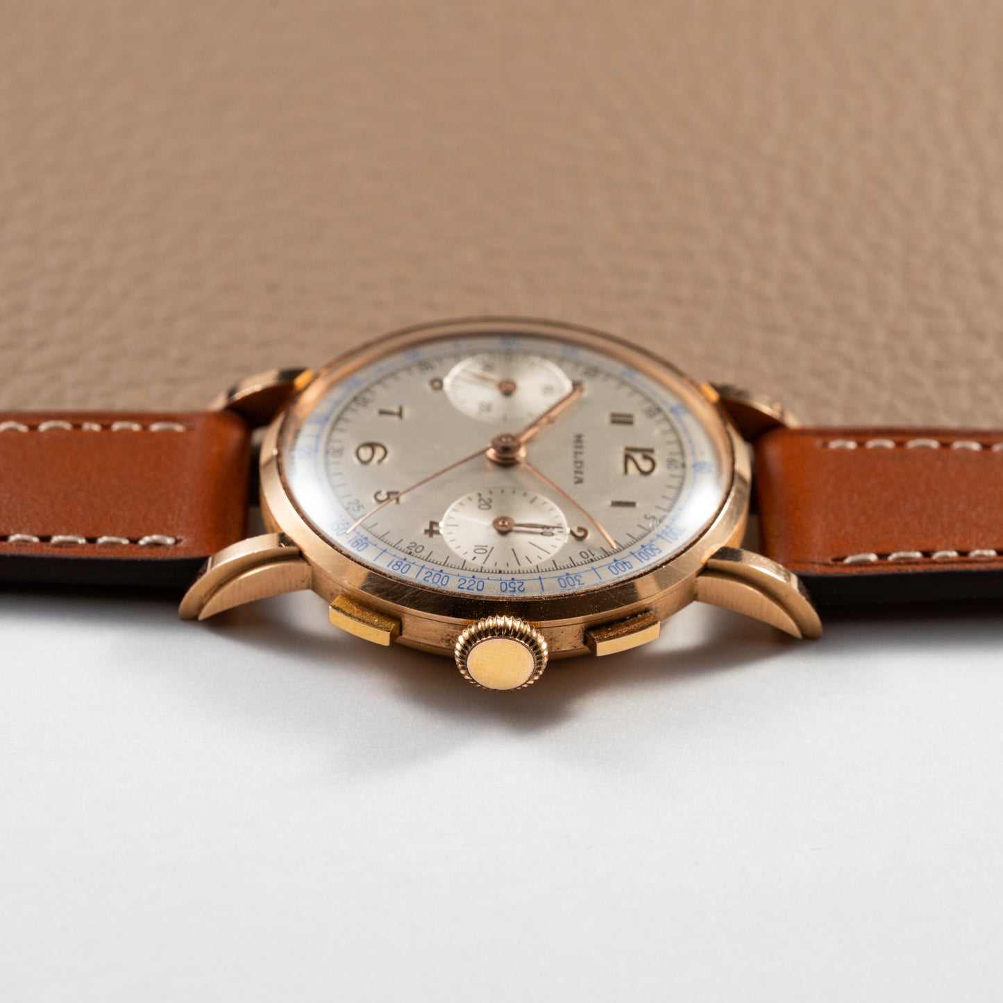 Mildia Valjoux 22 Chronograph Stepped Lugs