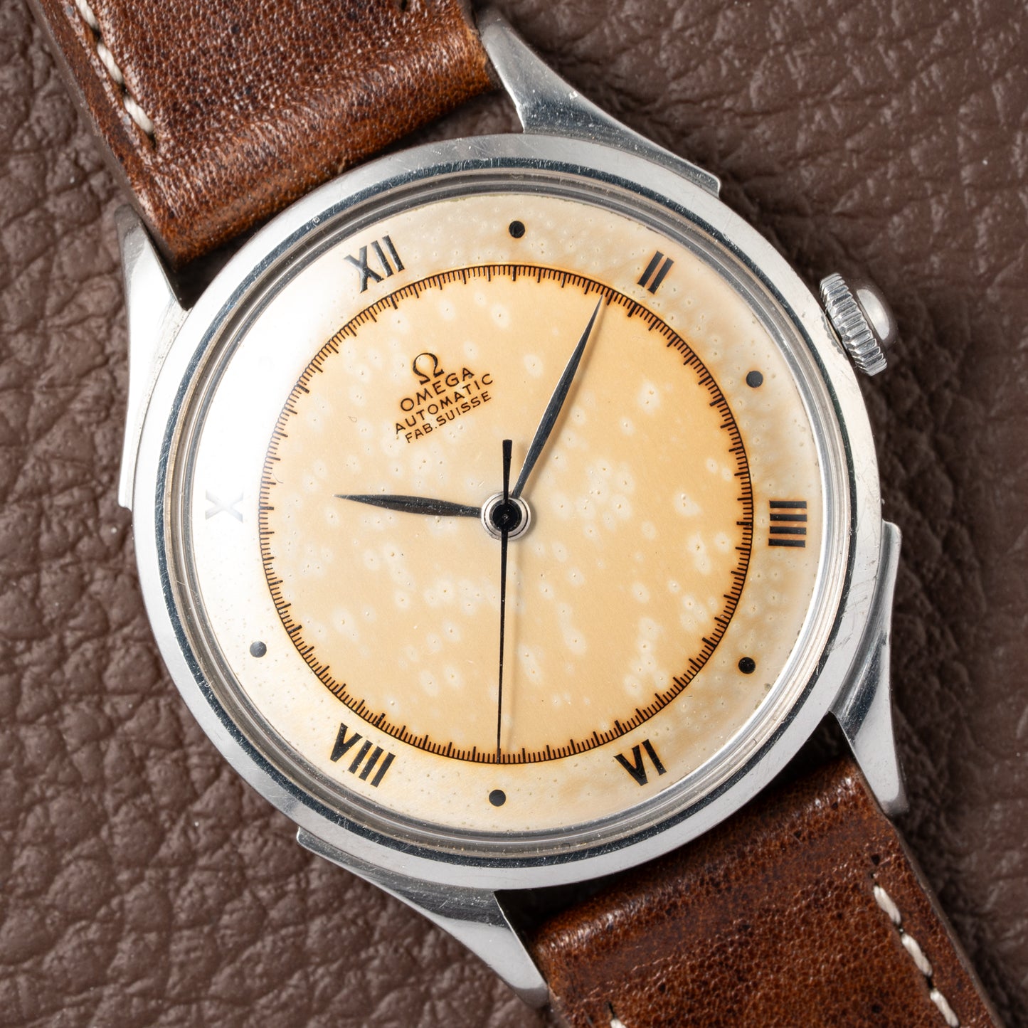 Omega Automatic Fab. Suisse ‘Ambassador' Cal 28.10 Bumper Ref 2421 from 1945