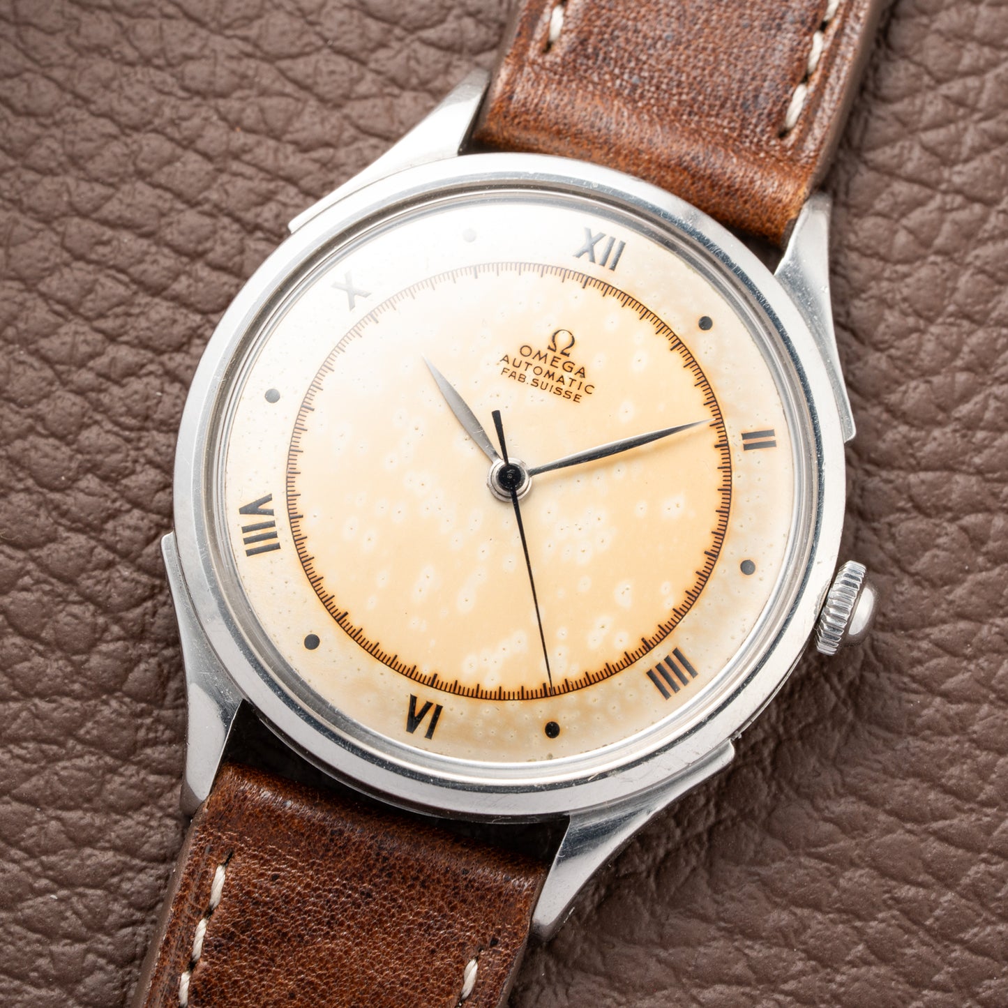 Omega Automatic Fab. Suisse ‘Ambassador' Cal 28.10 Bumper Ref 2421 from 1945