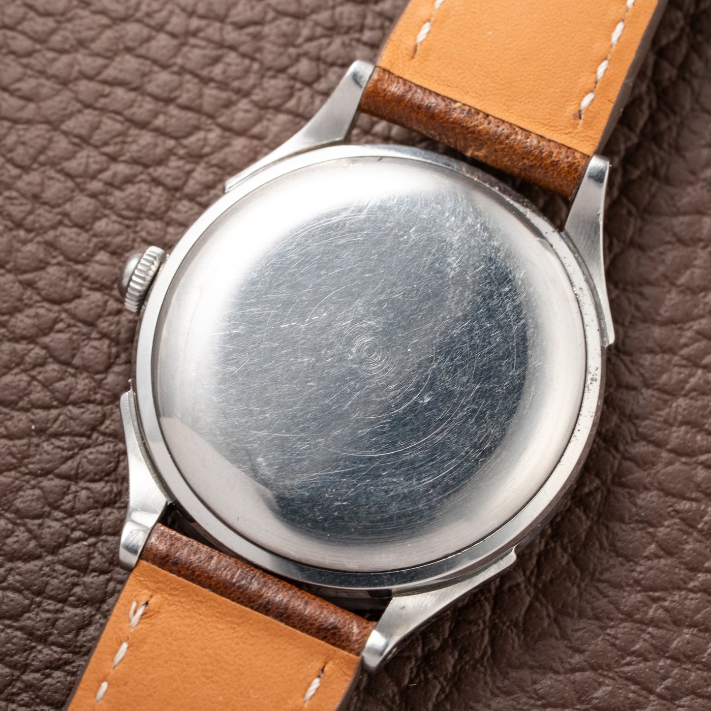 Omega Automatic Fab. Suisse ‘Ambassador' Cal 28.10 Bumper Ref 2421 from 1945