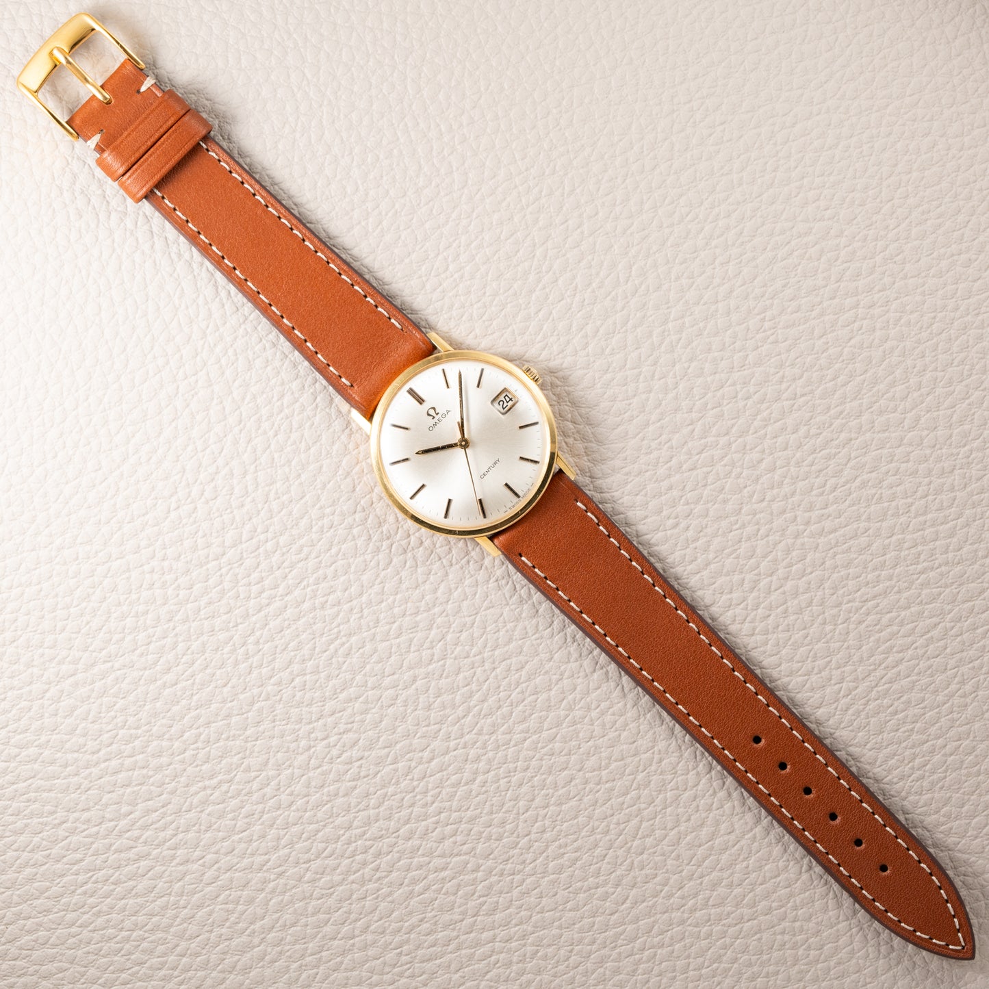 Omega Century 18K Yellow Gold Dress Watch Date Ref. 132.026 from 1966