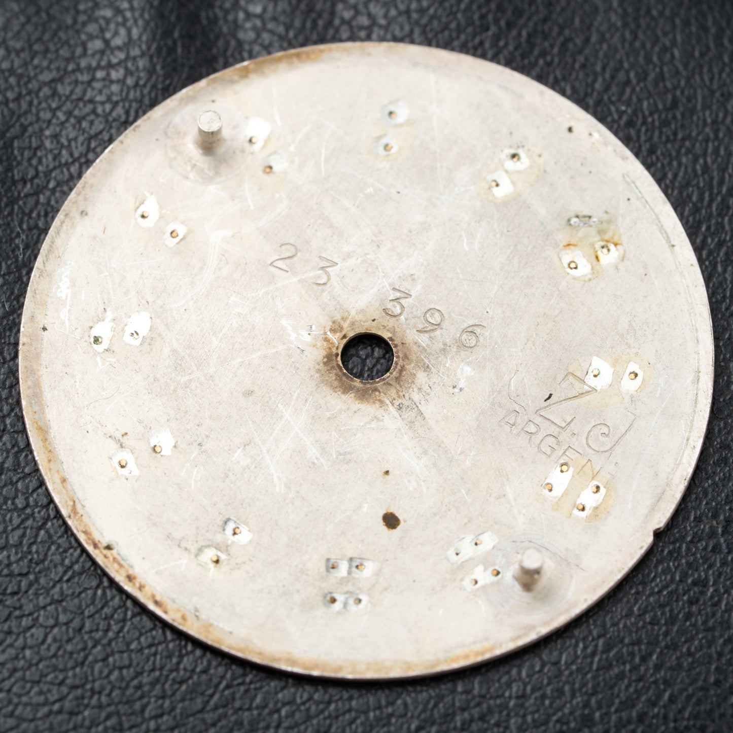 Omega Chronomètre 30T2 RG 18K Yellow Gold Oxidized Case from 1945