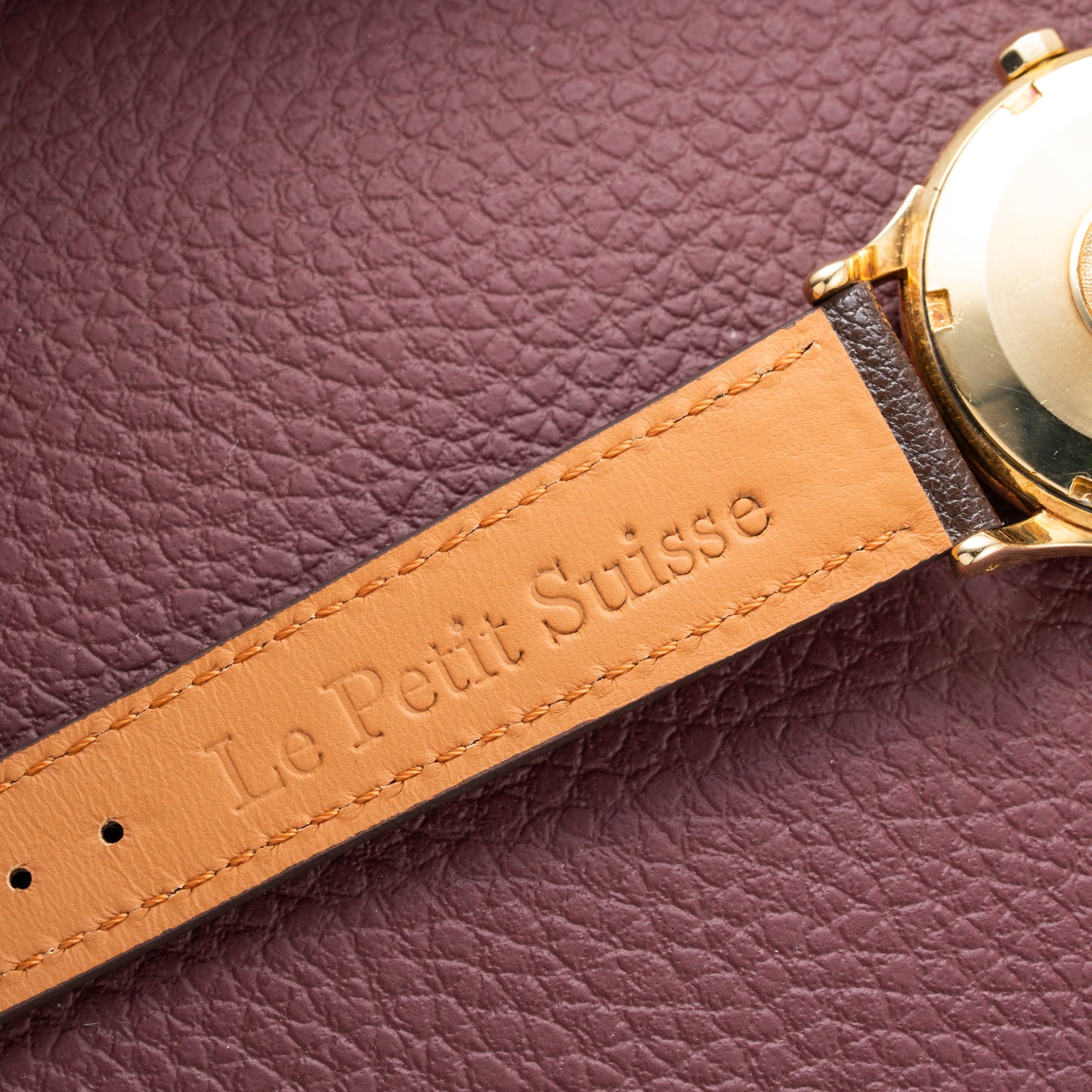Omega Constellation DeLuxe Pie Pan 18K Yellow Gold from 1952 ref 2652