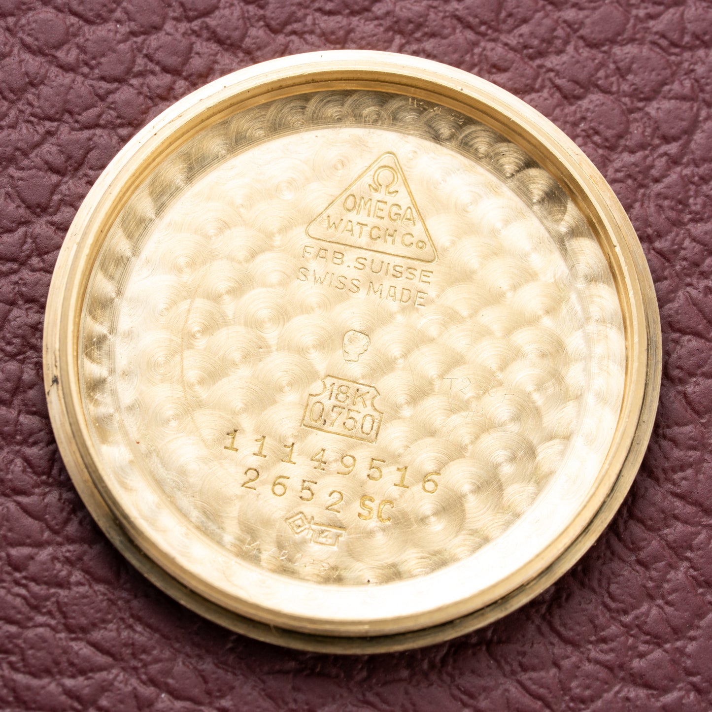Omega Constellation DeLuxe Pie Pan 18K Yellow Gold from 1952 ref 2652