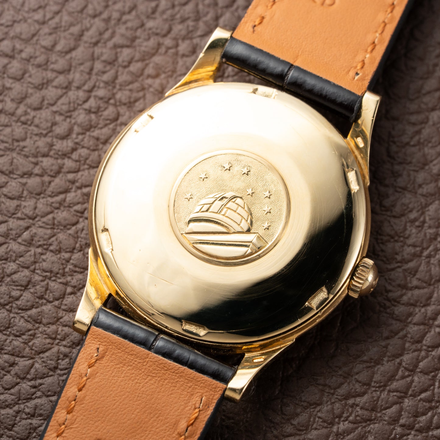Omega Constellation Pie Pan Automatic 18K Yellow Gold Ref. 14381 Onyx Indices from 1959