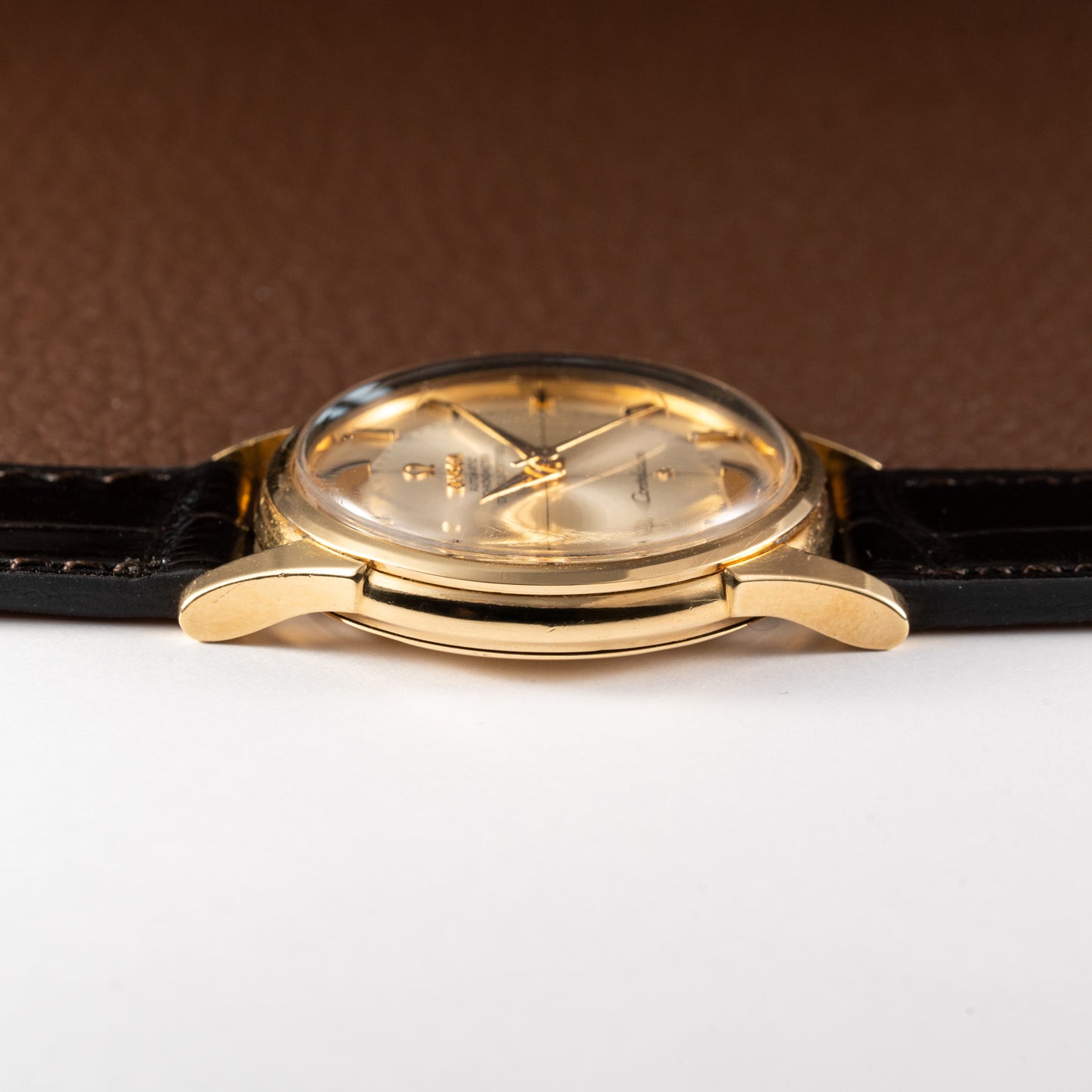 Omega Constellation Pie Pan Automatic 18K Yellow Gold Ref. 14381 Onyx Indices from 1959