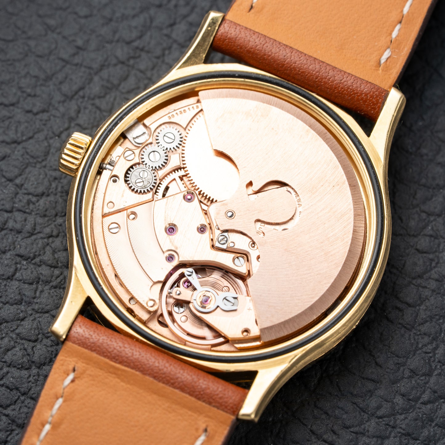 Omega Constellation 18K Yellow Gold Chronometer Automatic Ref. 166.052 from 1969