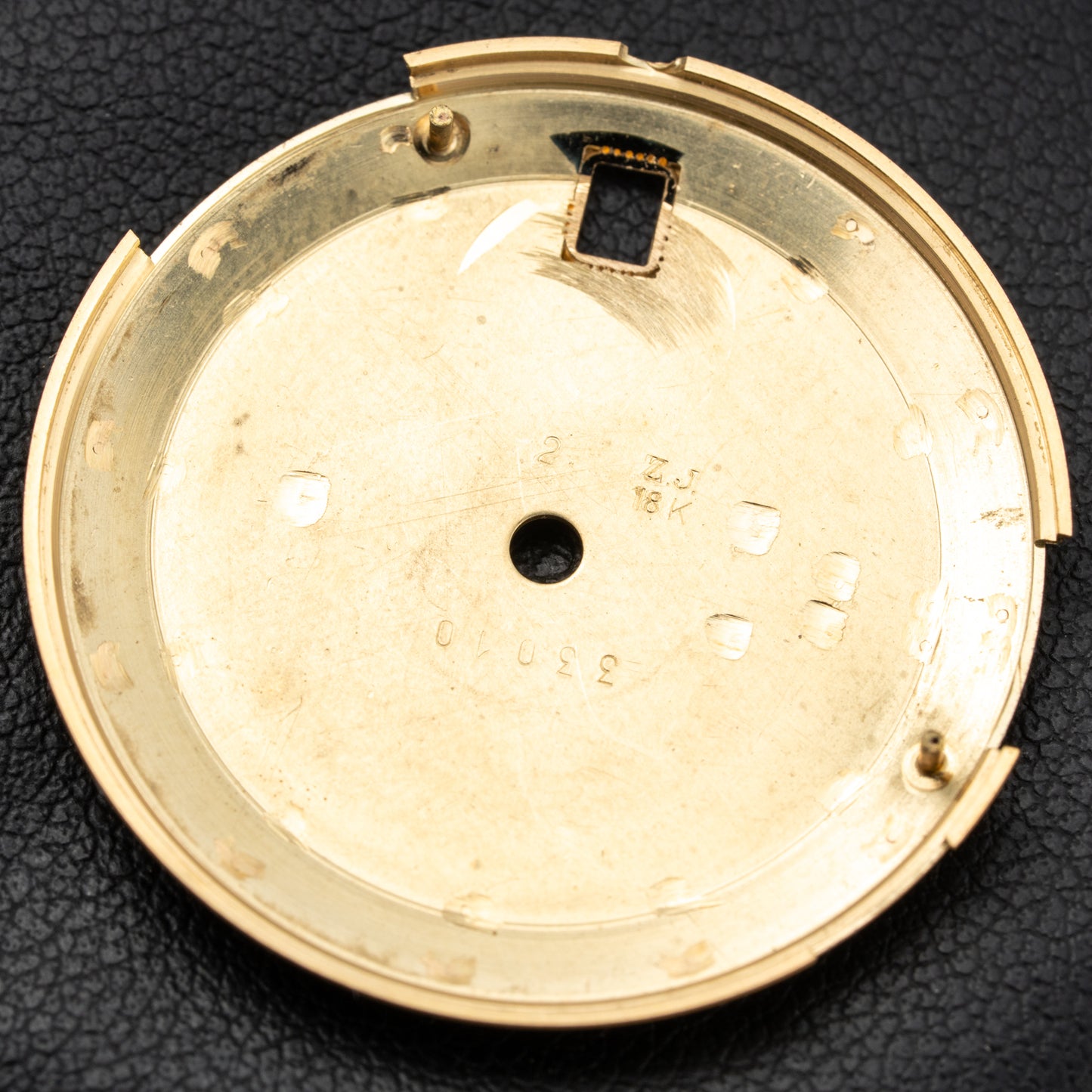 Omega Constellation Automatic DeLuxe Pie Pan Onyx Dial Dog-Leg Case Ref 168.005 from 1962 MUSEUM QUALITY