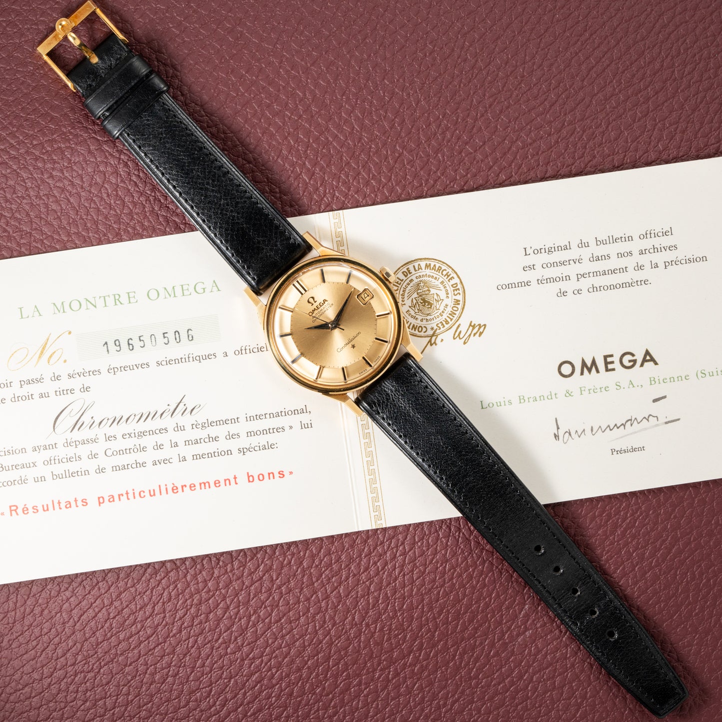 Omega Constellation Automatic DeLuxe Pie Pan Onyx Dial Dog-Leg Case Ref 168.005 from 1962 MUSEUM QUALITY