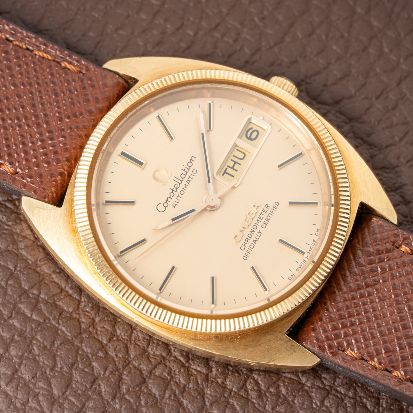 Omega Constellation C-Shape OM Dial 18K Yellow Gold Fluted Bezel Ref. 168.0057 from 1972