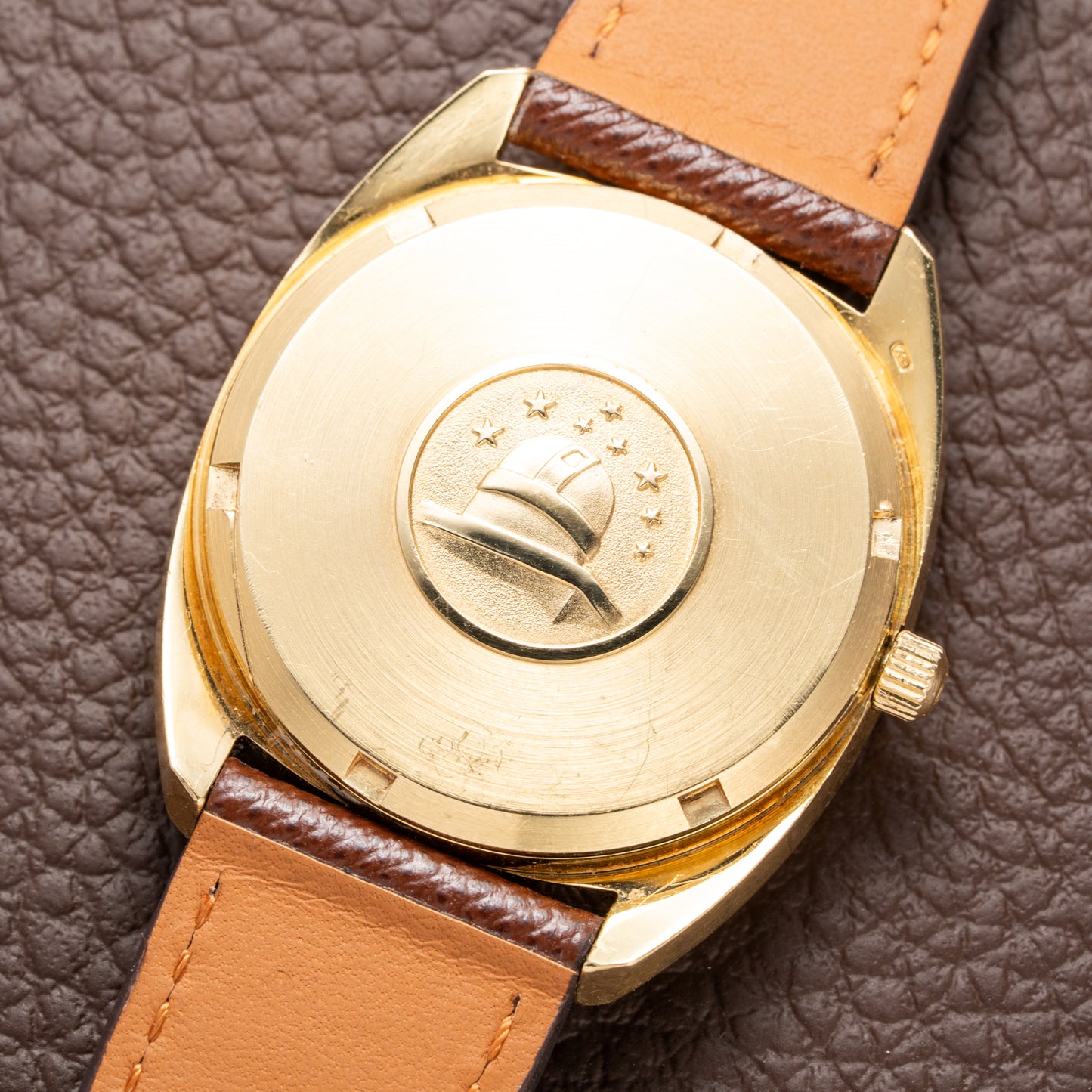 Omega Constellation C-Shape OM Dial 18K Yellow Gold Fluted Bezel Ref. 168.0057 from 1972