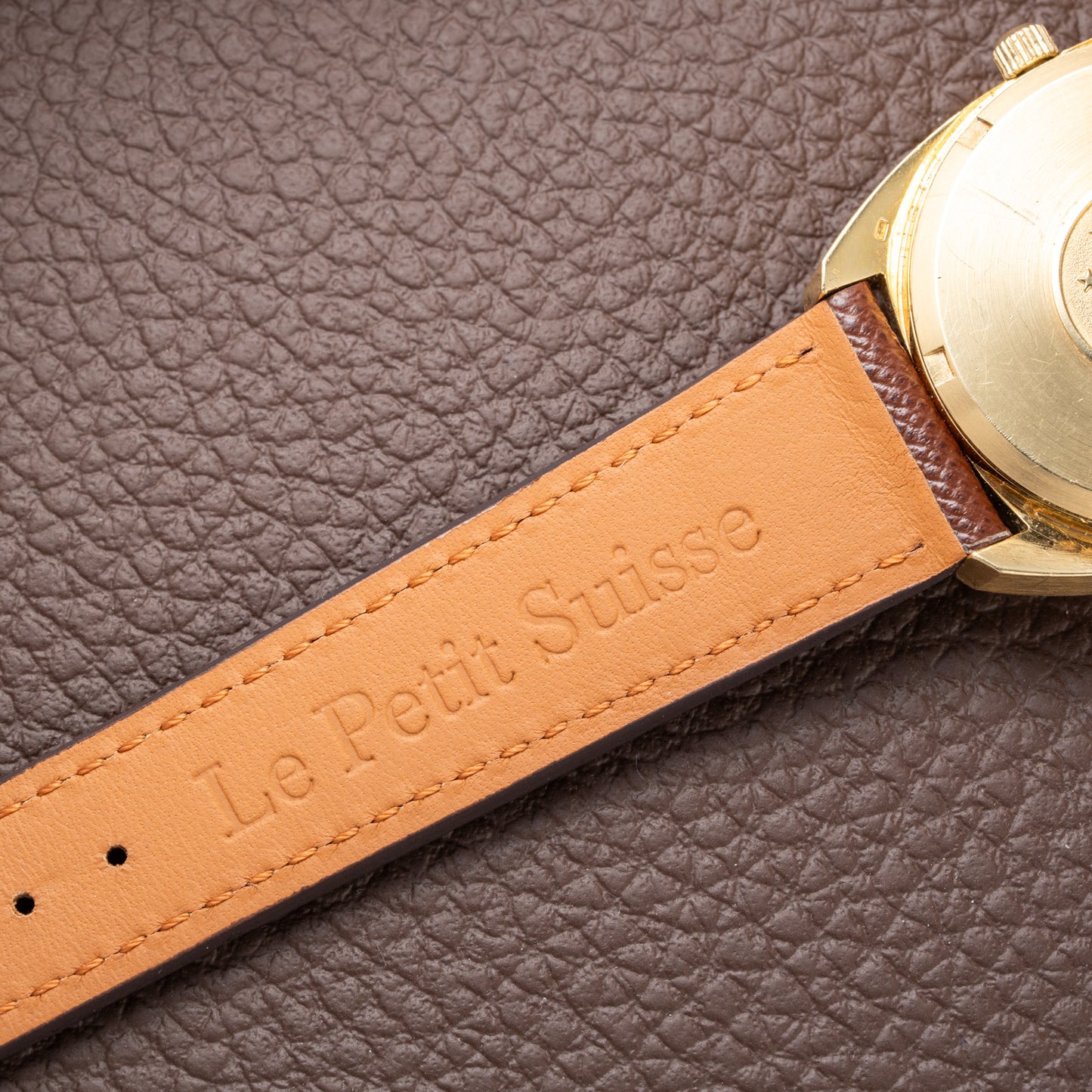 Omega Constellation C-Shape OM Dial 18K Yellow Gold Fluted Bezel Ref. 168.0057 from 1972