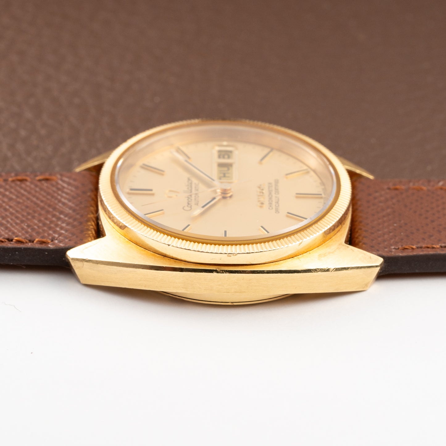 Omega Constellation C-Shape OM Dial 18K Yellow Gold Fluted Bezel Ref. 168.0057 from 1972