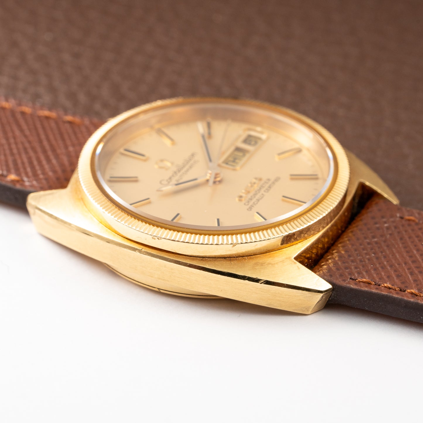 Omega Constellation C-Shape OM Dial 18K Yellow Gold Fluted Bezel Ref. 168.0057 from 1972