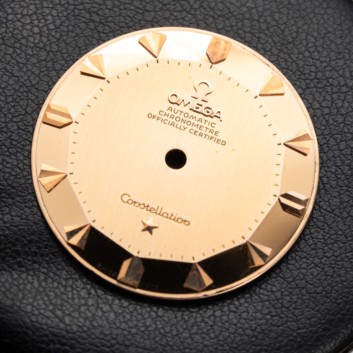 Omega Constellation De Luxe Pie Pan Arrow Head Mirror Dial 18K Rosé Gold Ref. 2852 / 2853 from 1957