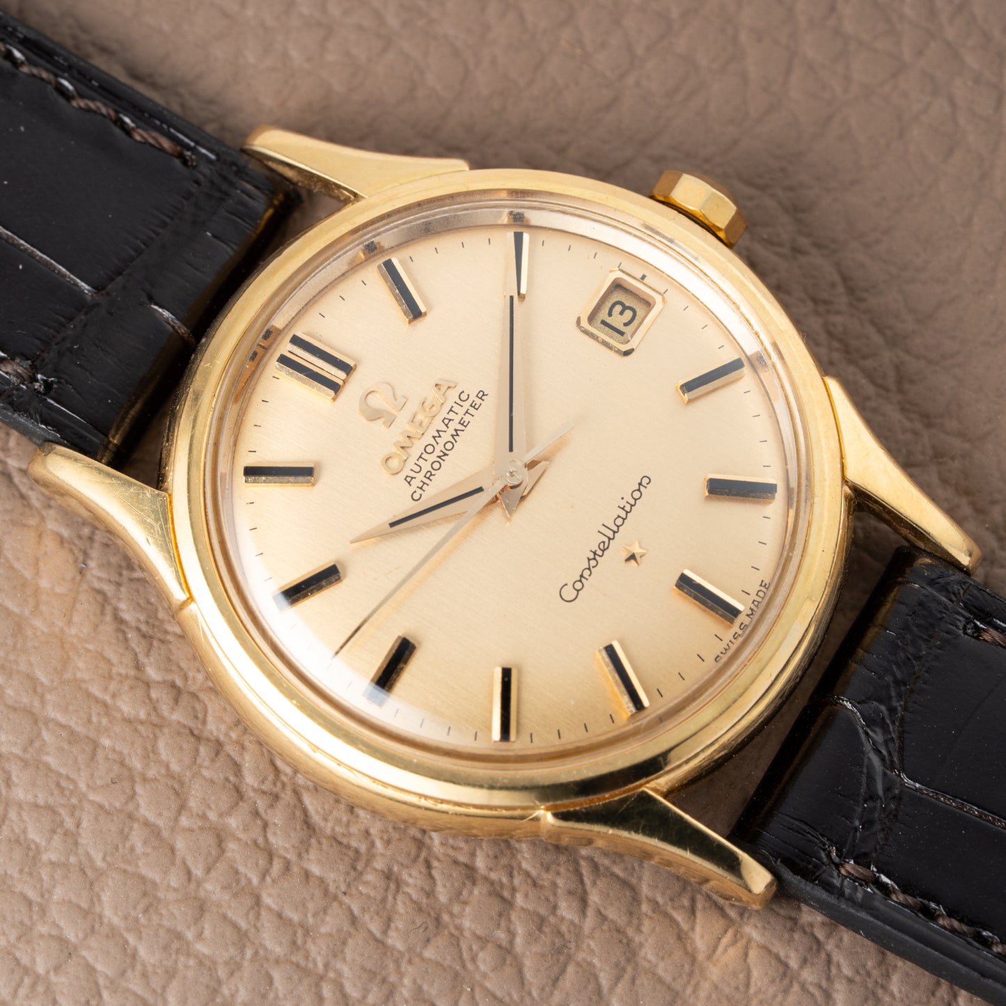 Omega Constellation DeLuxe Automatic Onyx Indices 18K Yellow Gold Ref. 14393 from 1959