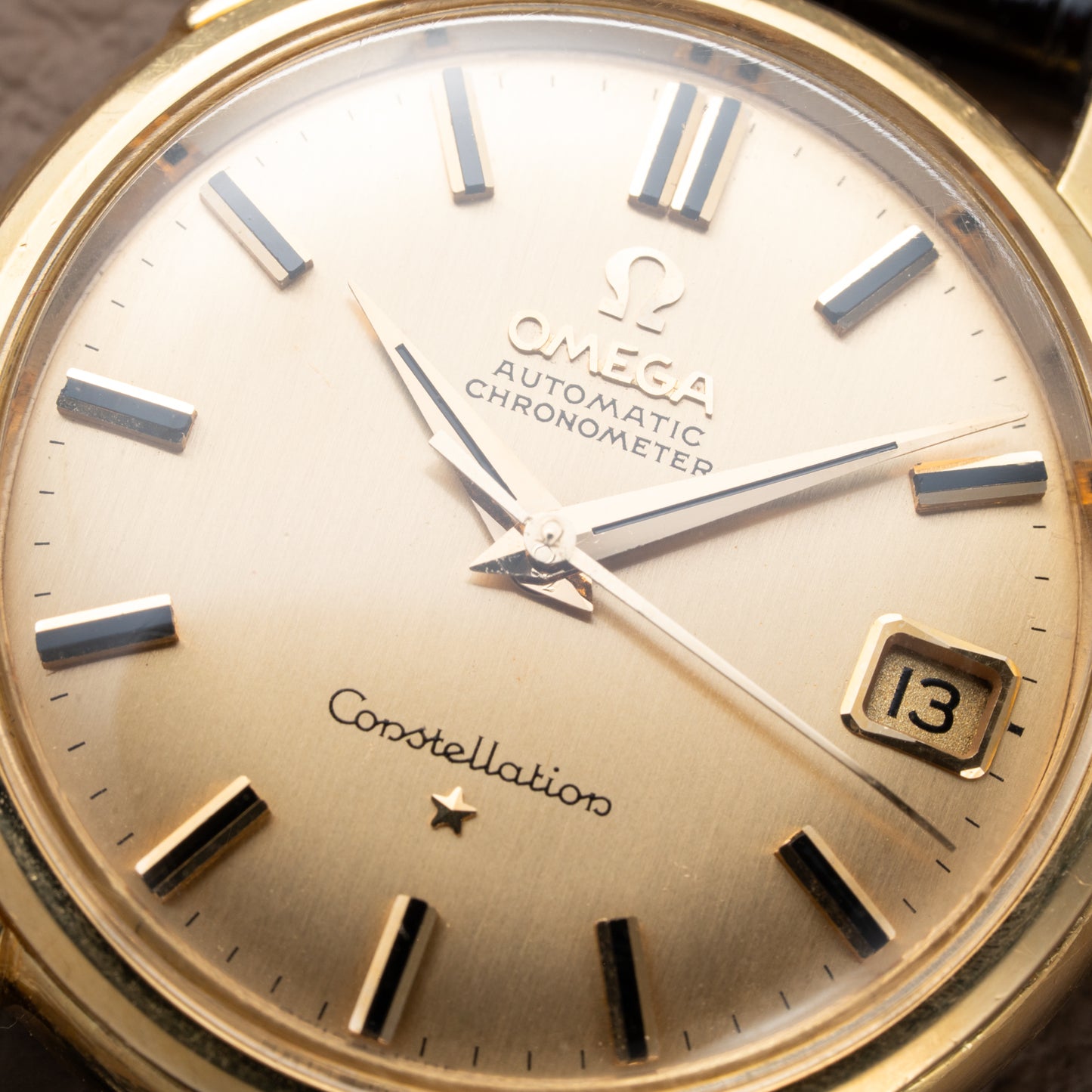 Omega Constellation DeLuxe Automatic Onyx Indices 18K Yellow Gold Ref. 14393 from 1959