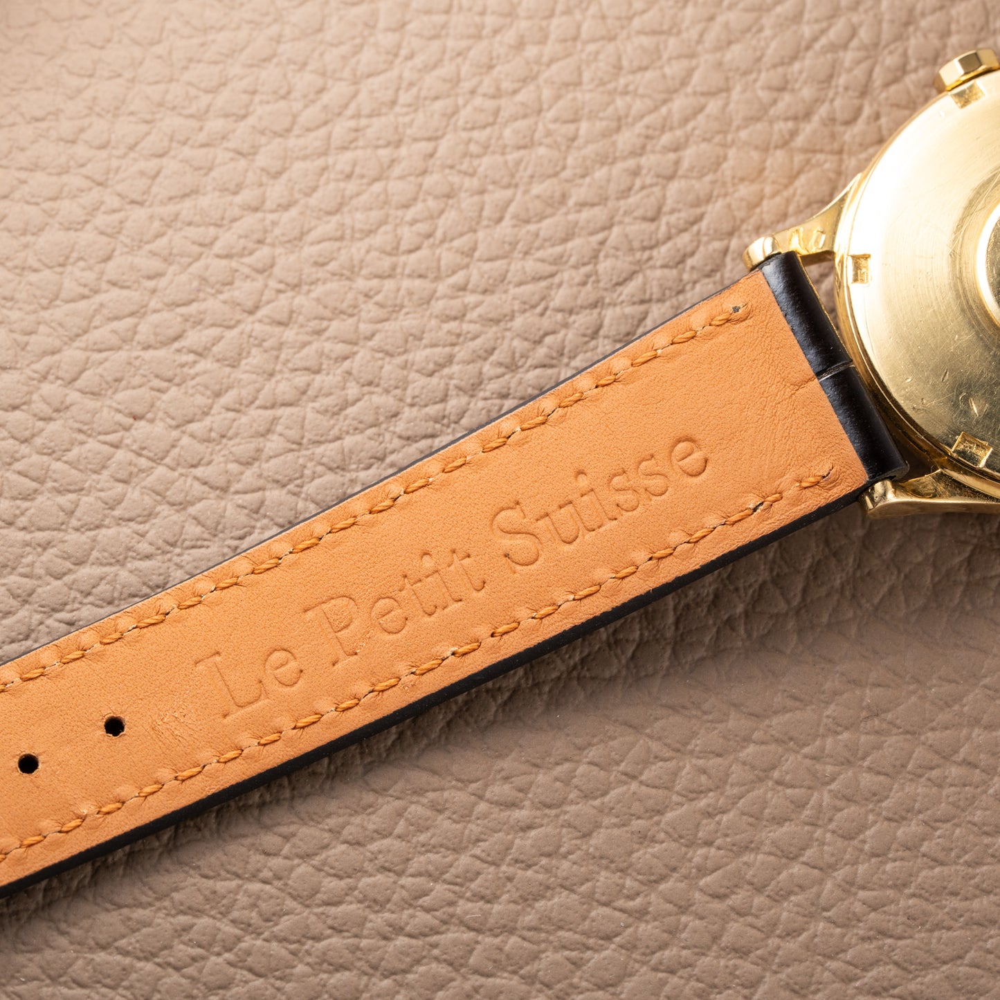 Omega Constellation DeLuxe Automatic Onyx Indices 18K Yellow Gold Ref. 14393 from 1959