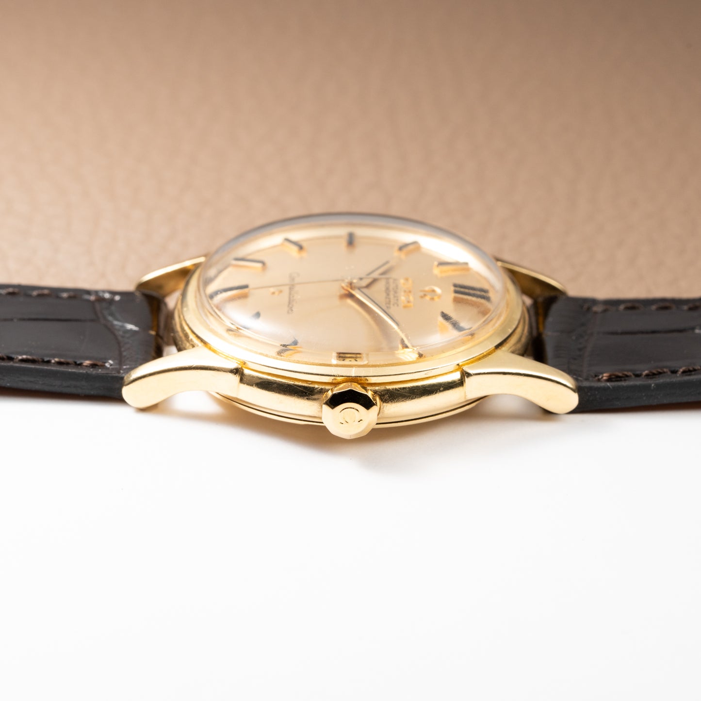 Omega Constellation DeLuxe Automatic Onyx Indices 18K Yellow Gold Ref. 14393 from 1959