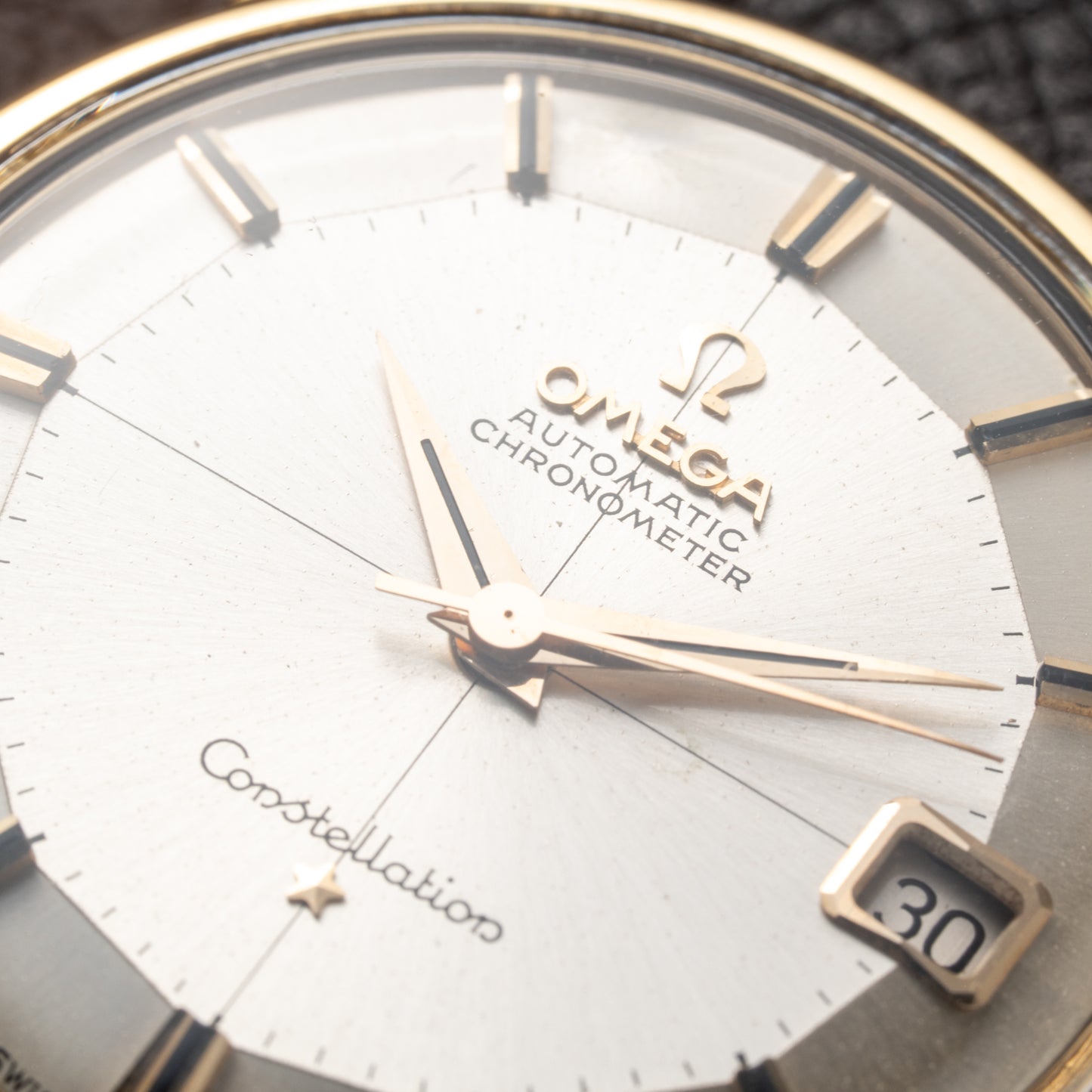 Omega Constellation Pie Pan Crosshair Dial Dog Leg 18K Gold Ref 168.005 from 1962