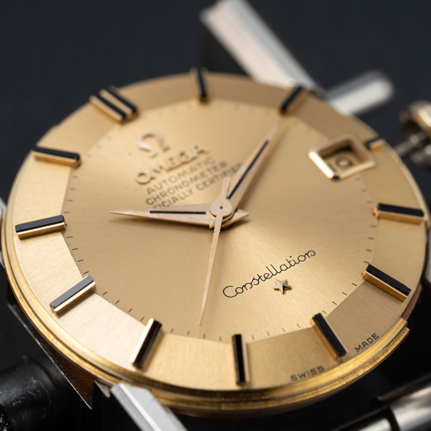 Omega Constellation Automatic Pie Pan Dog Leg 18K Ref. 168.005 from 1963