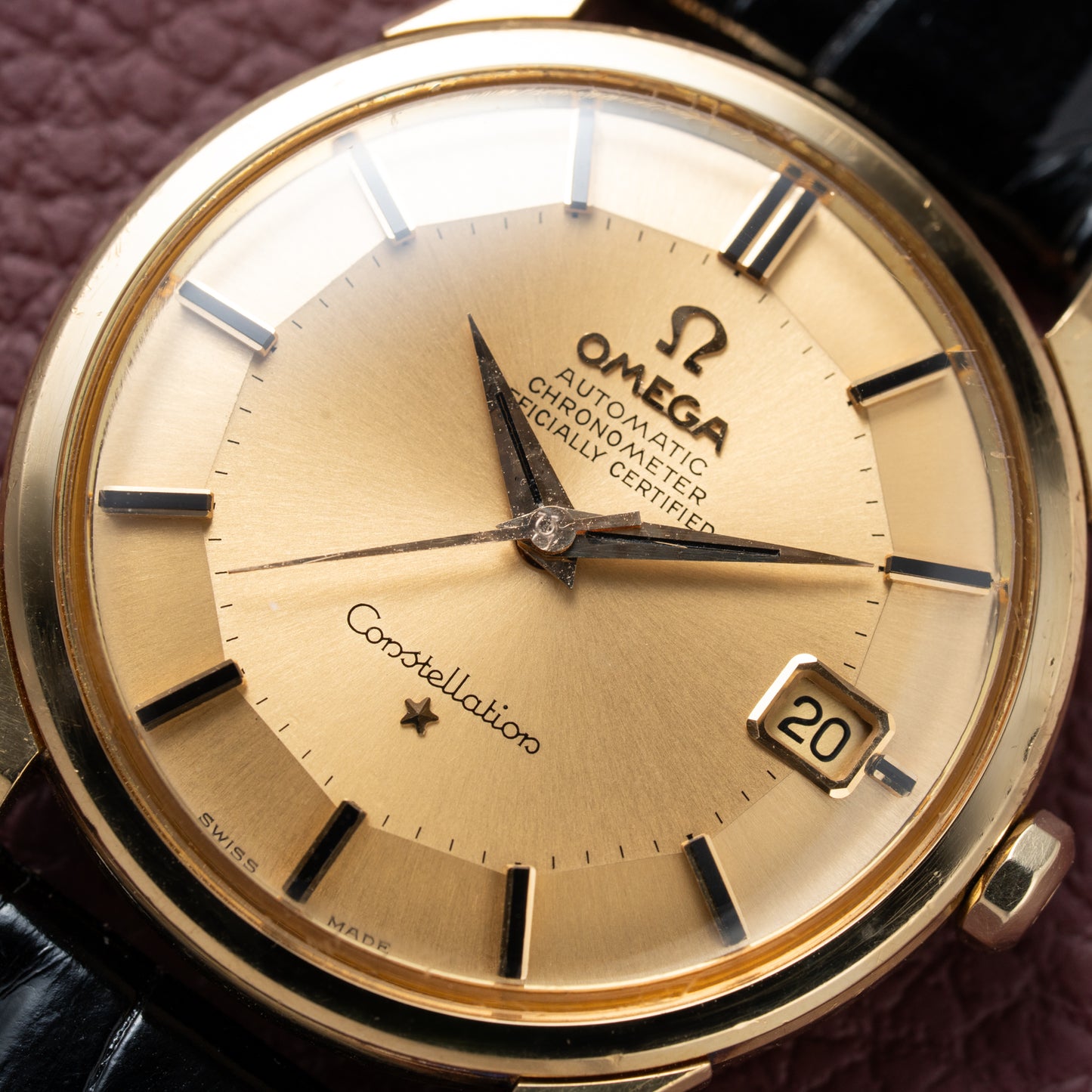 Omega Constellation Automatic Pie Pan Dog Leg 18K Ref. 168.005 from 1963