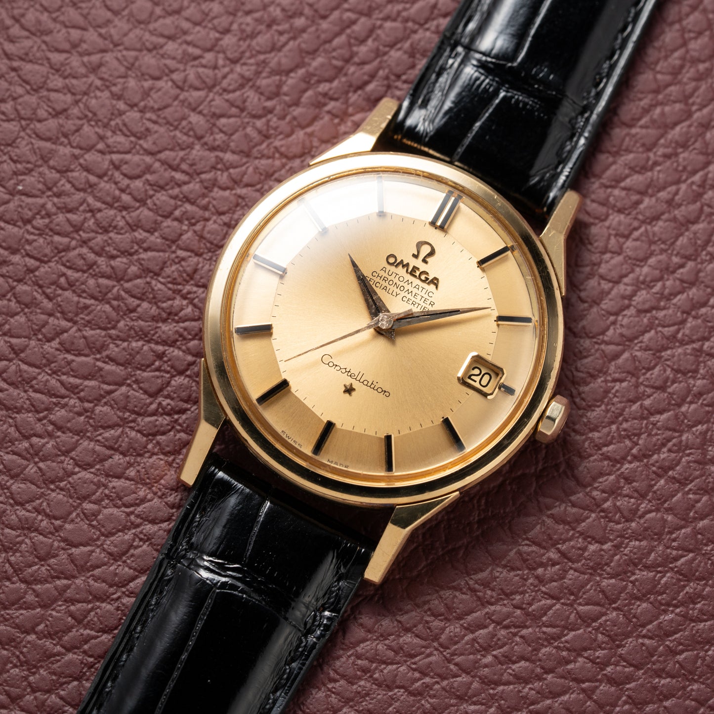 Omega Constellation Automatic Pie Pan Dog Leg 18K Ref. 168.005 from 1963