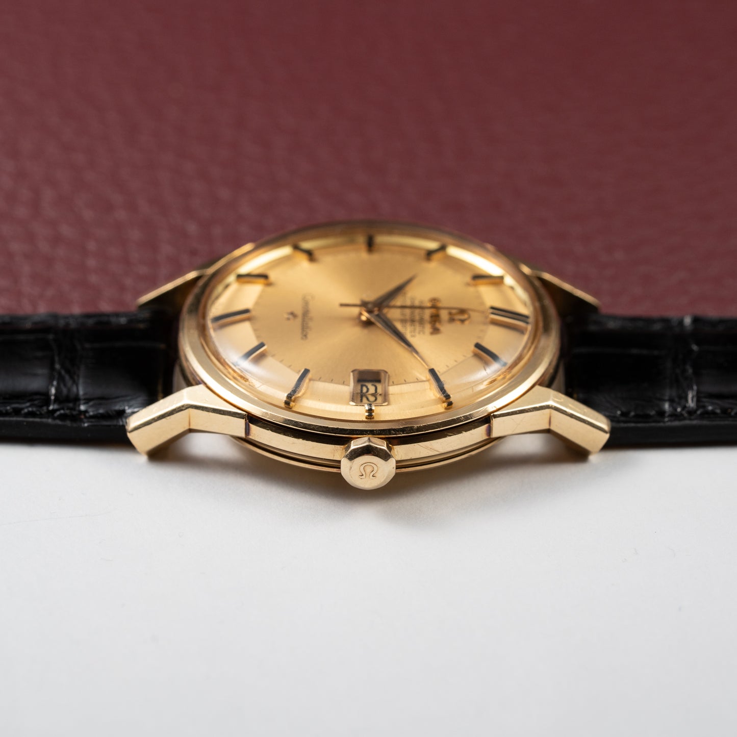 Omega Constellation Automatic Pie Pan Dog Leg 18K Ref. 168.005 from 1963