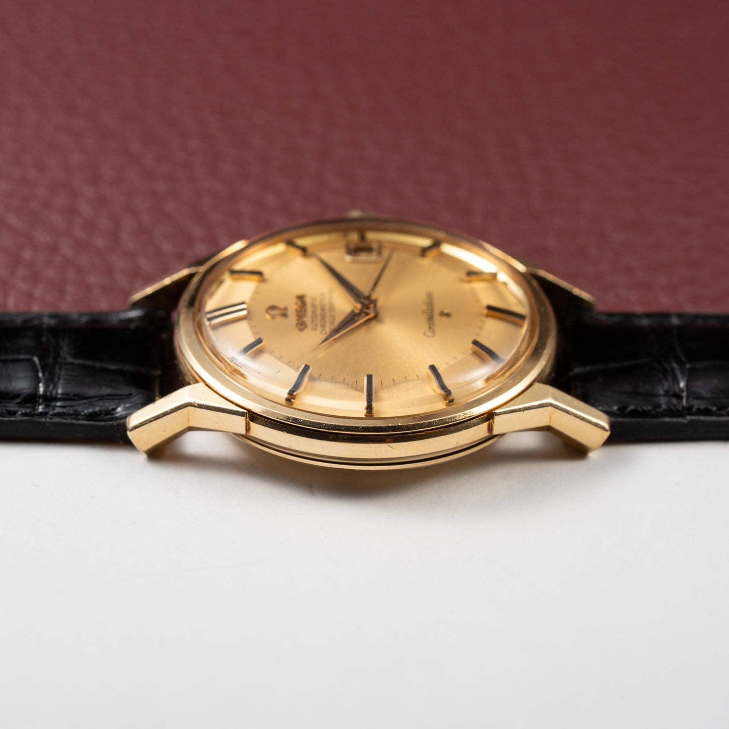 Omega Constellation Automatic Pie Pan Dog Leg 18K Ref. 168.005 from 1963